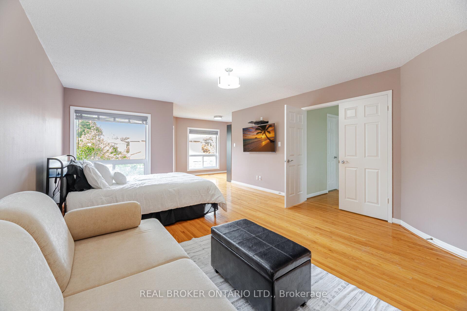 Photo 24 of 206 Gwendolyn Street, Pickering, Rougemount — HOMEH