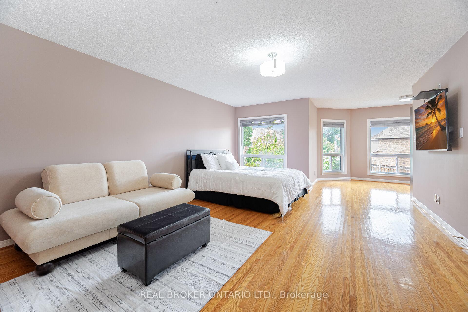Photo 25 of 206 Gwendolyn Street, Pickering, Rougemount — HOMEH