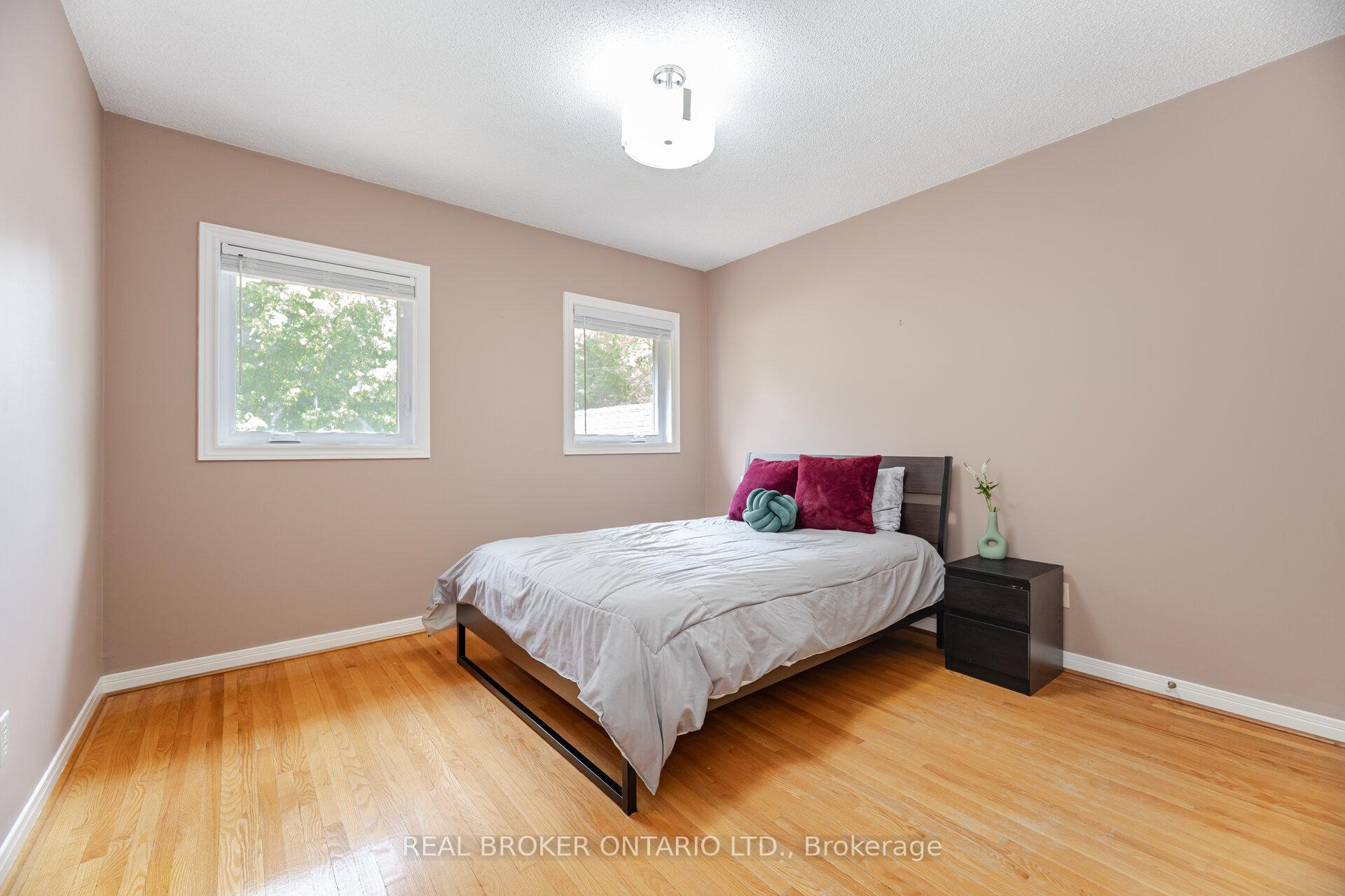 Photo 36 of 206 Gwendolyn Street, Pickering, Rougemount — HOMEH