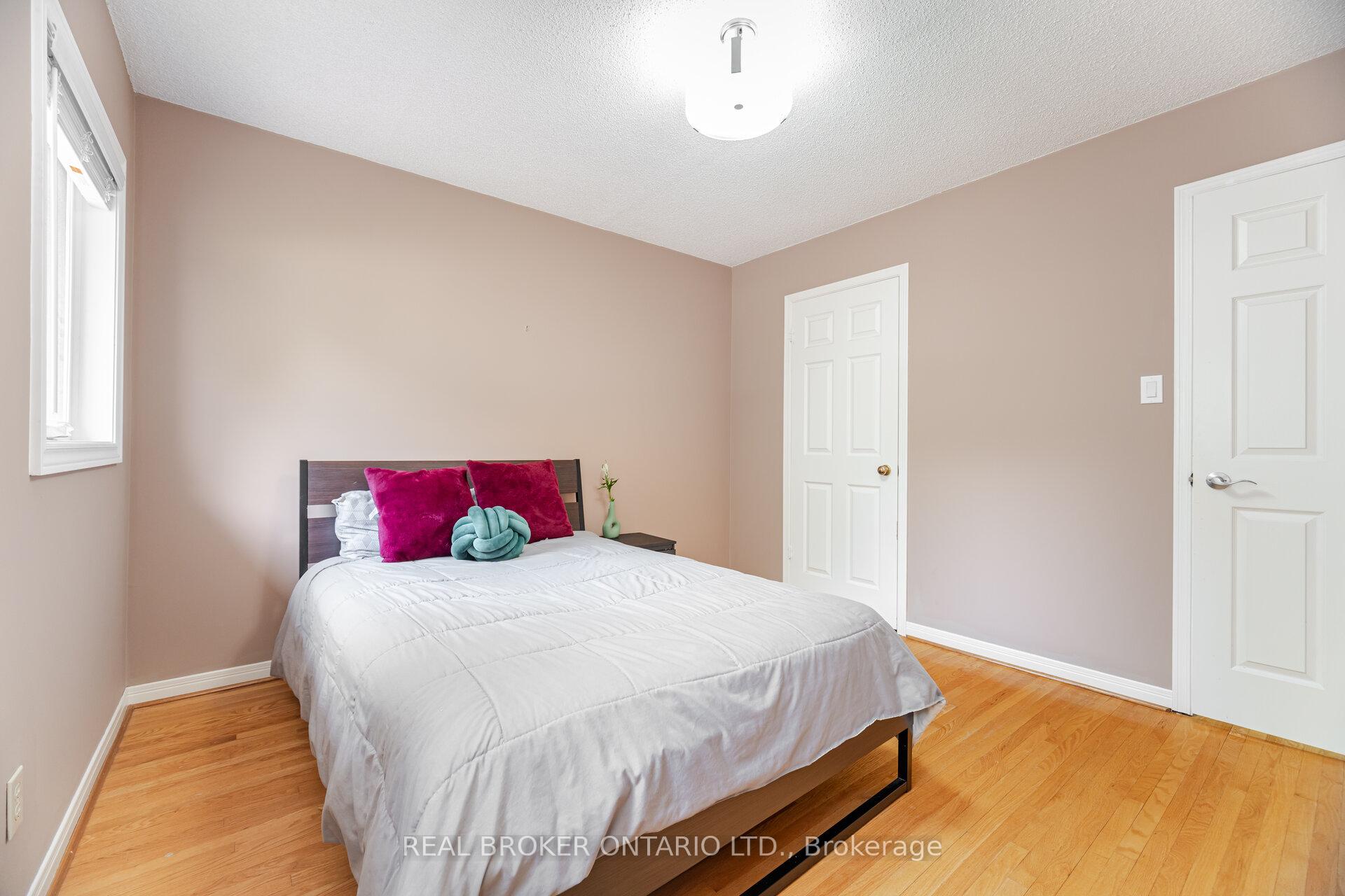 Photo 37 of 206 Gwendolyn Street, Pickering, Rougemount — HOMEH