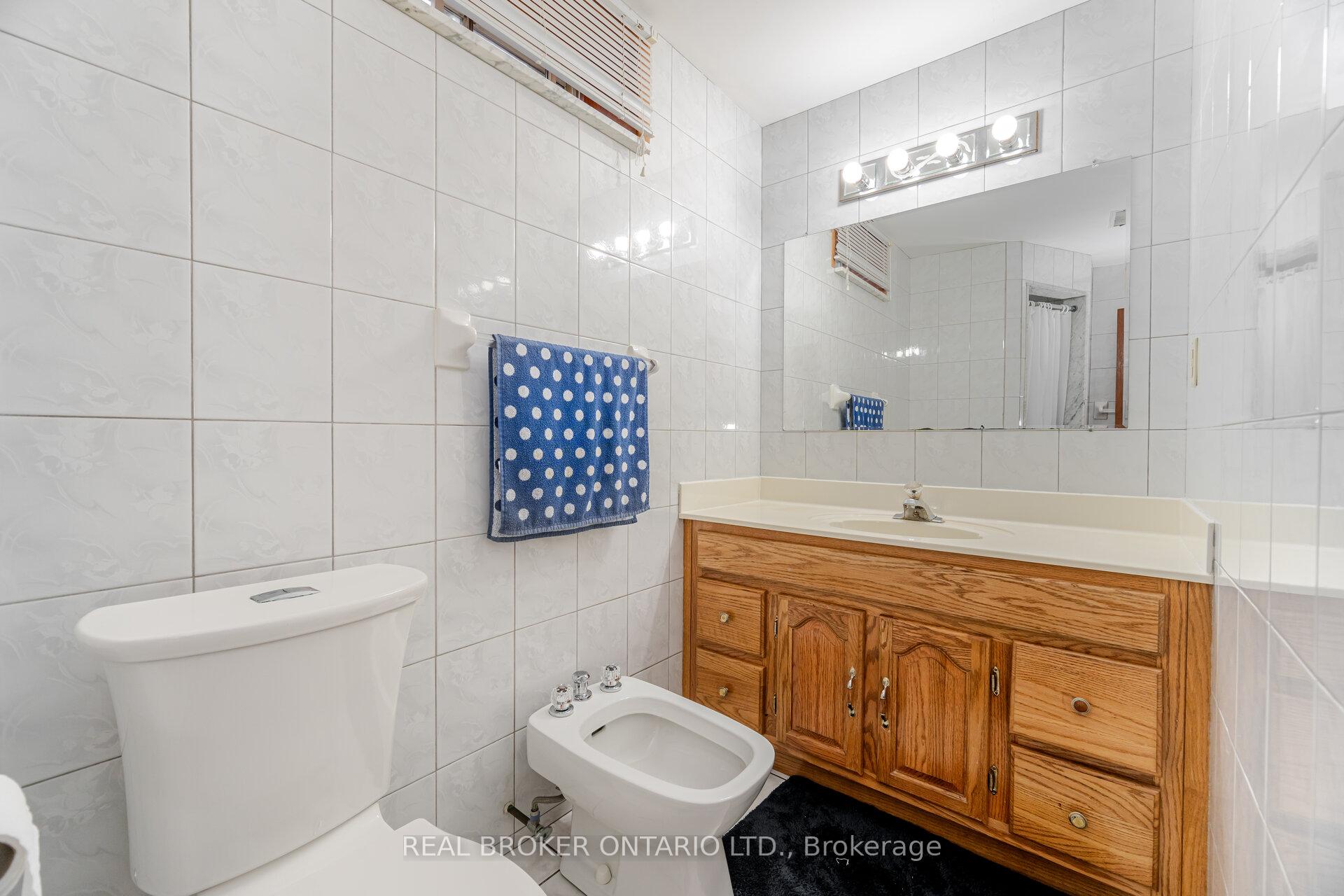 Photo 45 of 206 Gwendolyn Street, Pickering, Rougemount — HOMEH