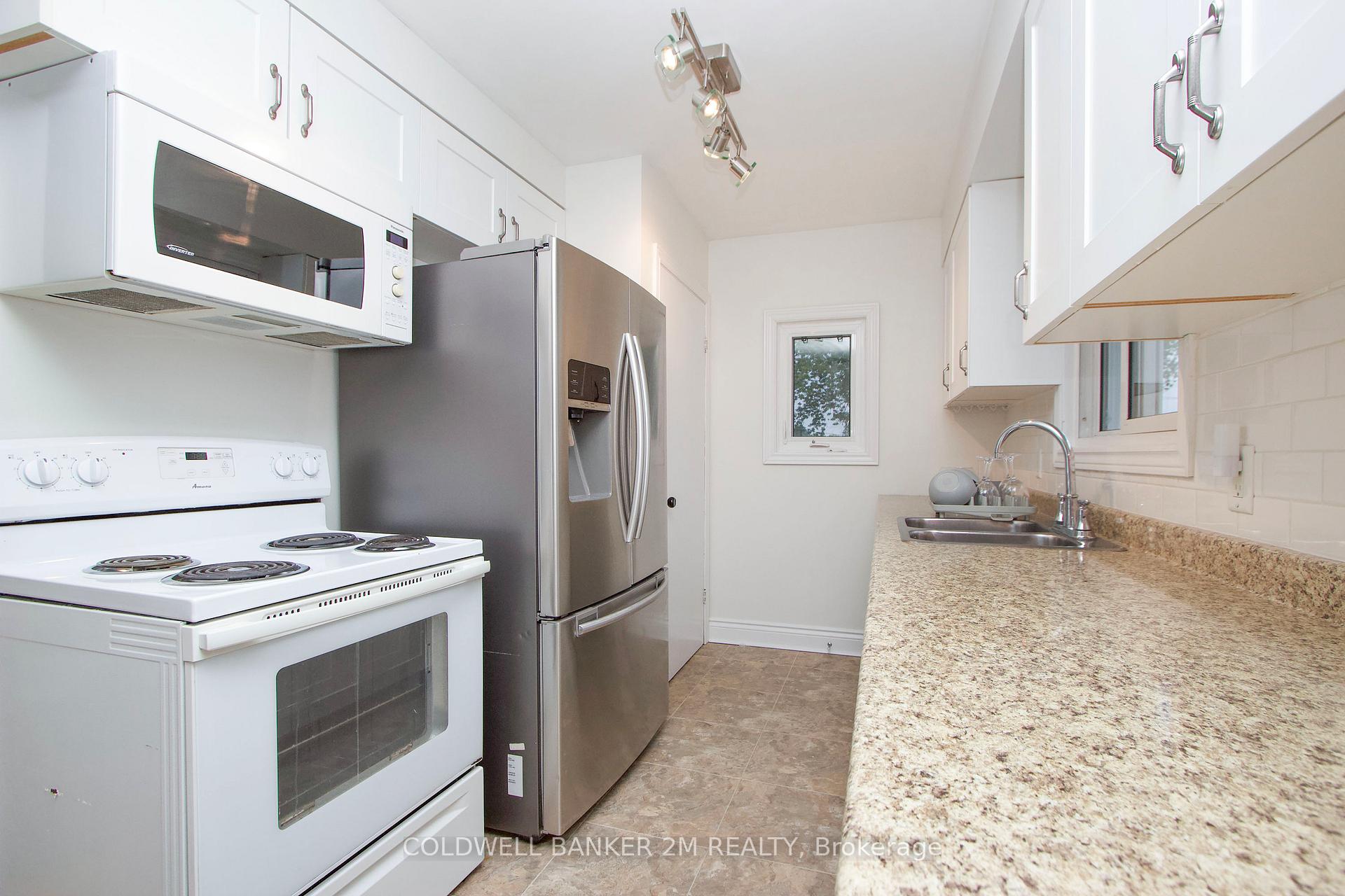 Photo 6 of 409 Fairlawn Street, Oshawa, McLaughlin — HOMEH