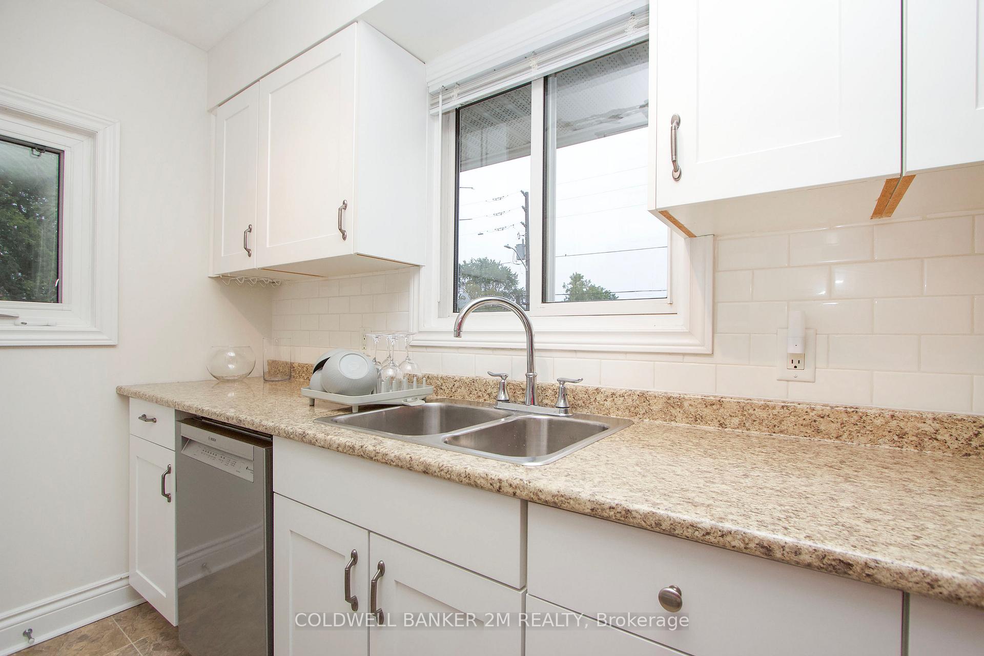 Photo 7 of 409 Fairlawn Street, Oshawa, McLaughlin — HOMEH
