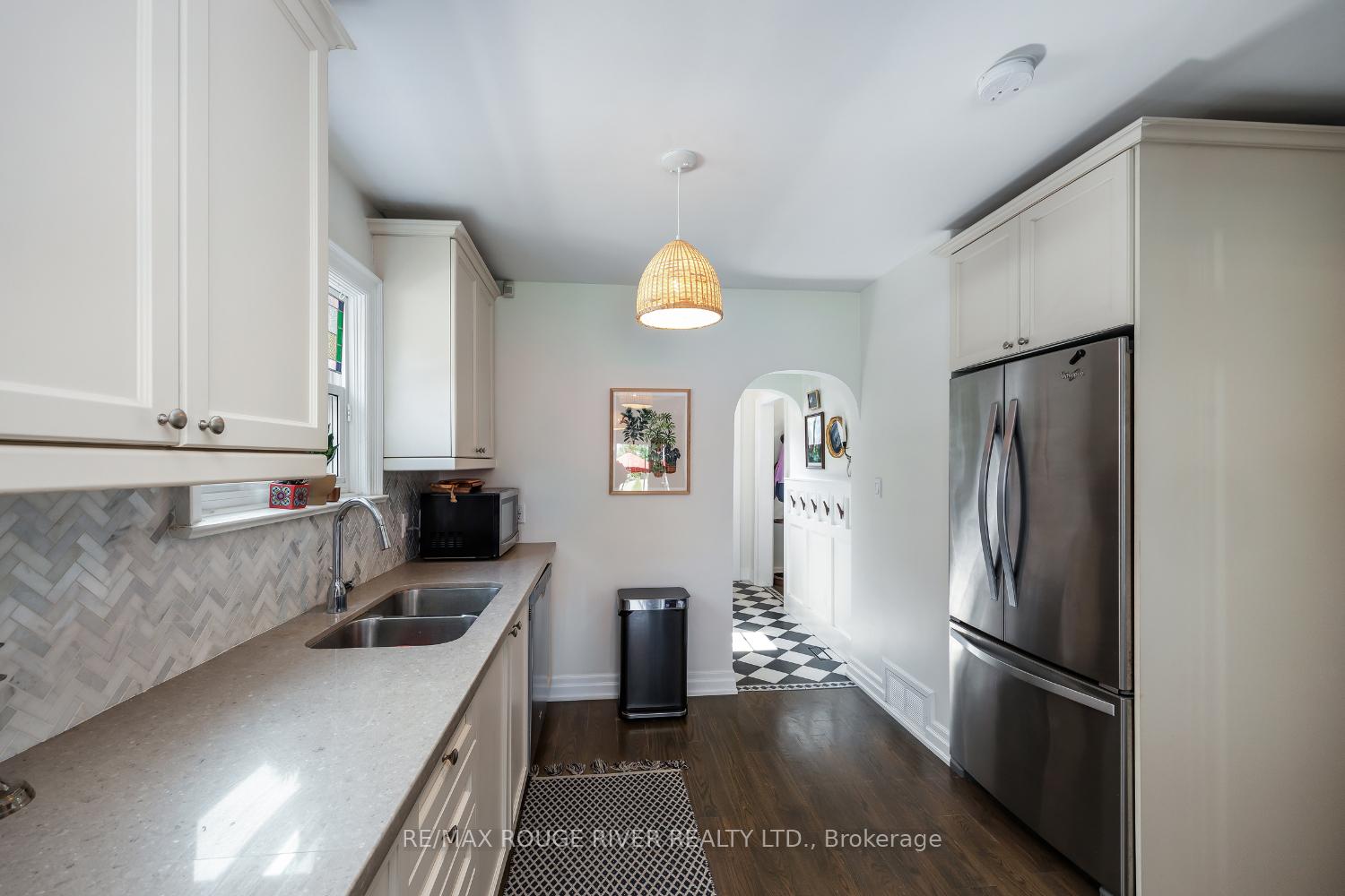 Photo 11 of 345 Masson Street, Oshawa, O'Neill — HOMEH
