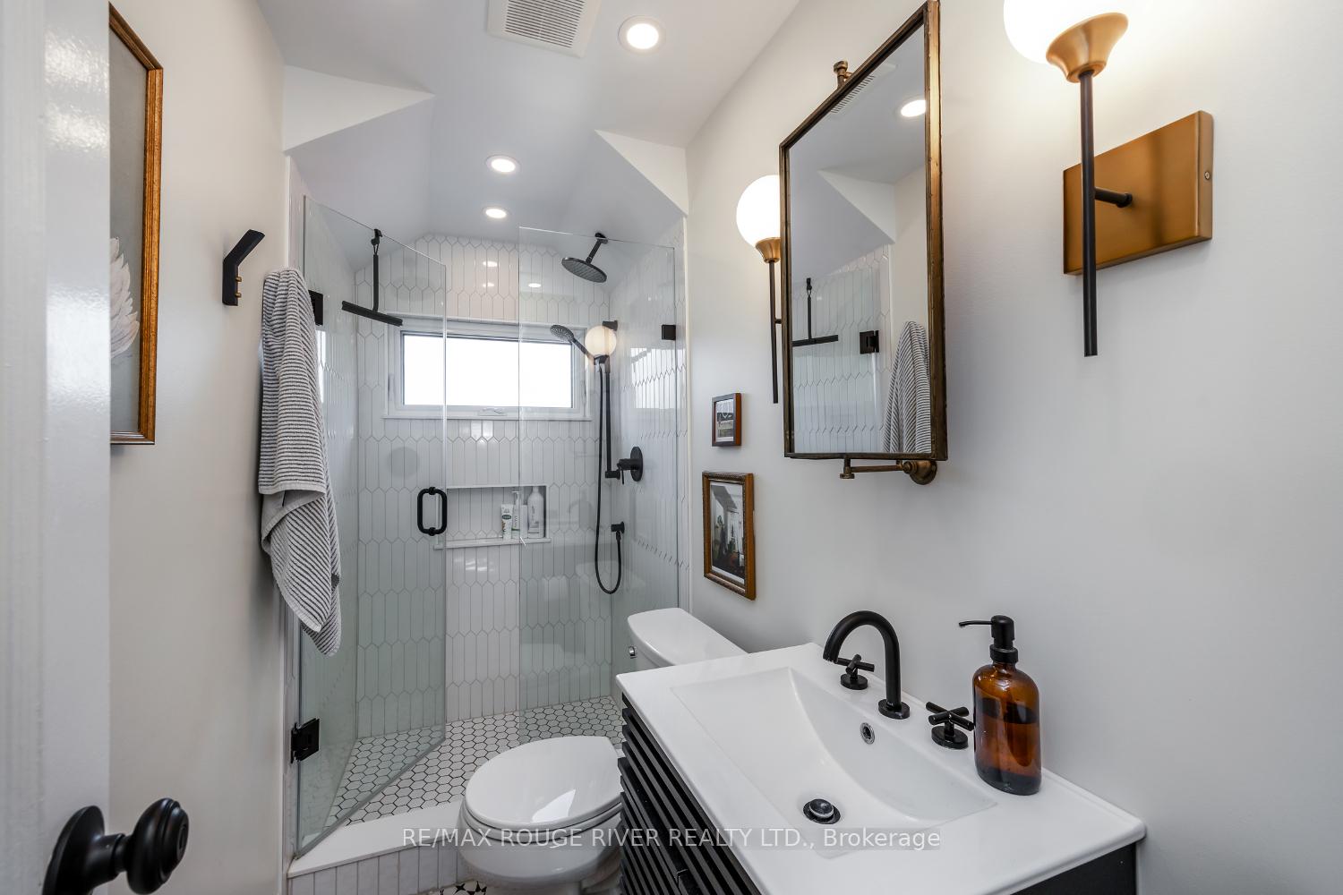 Photo 30 of 345 Masson Street, Oshawa, O'Neill — HOMEH
