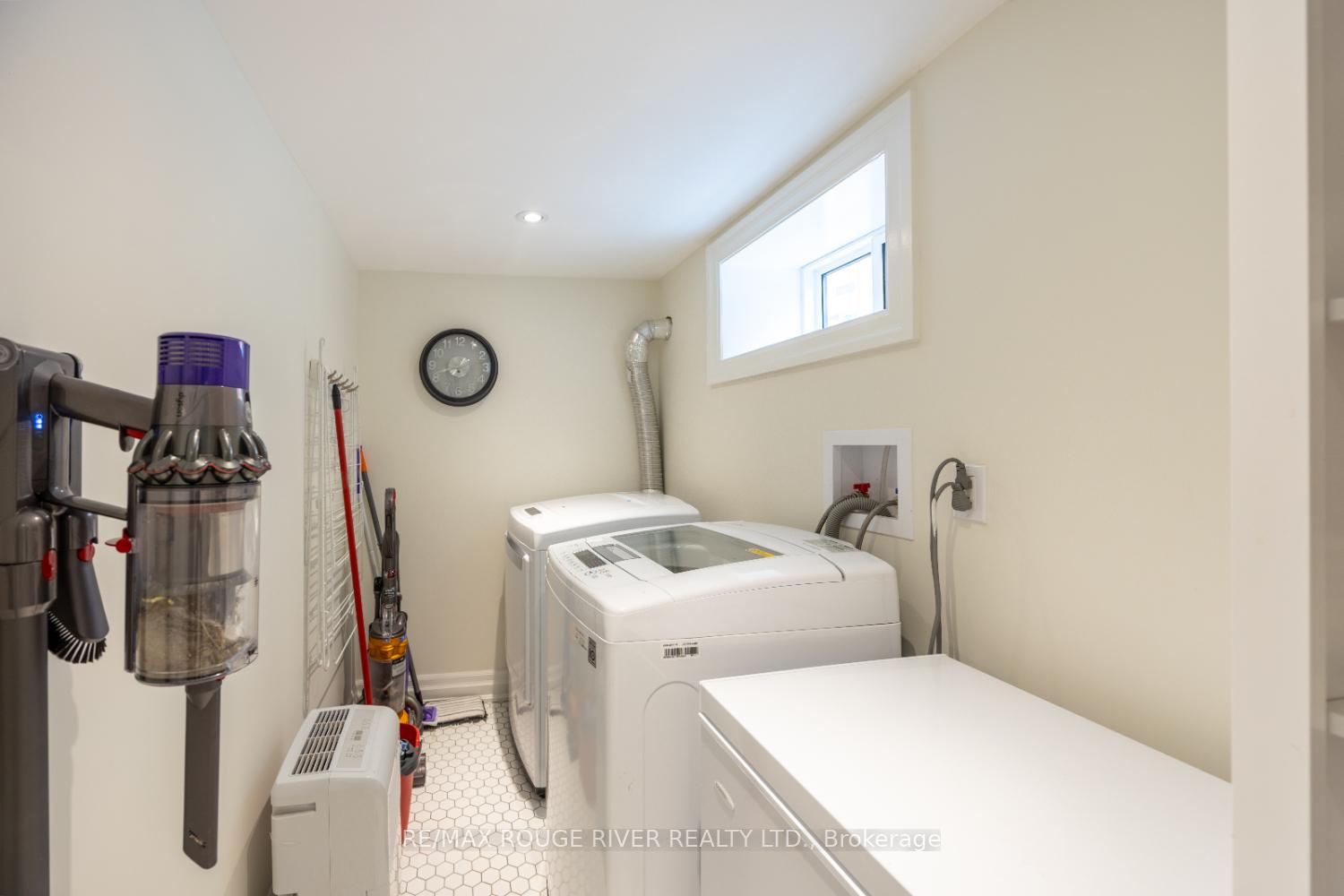 Photo 34 of 345 Masson Street, Oshawa, O'Neill — HOMEH