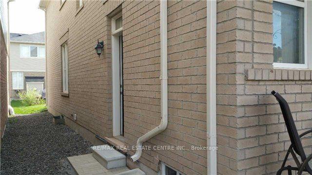 Photo 2 of Unit Bsmt, 856 Paupst Place, Milton, Willmott — HOMEH