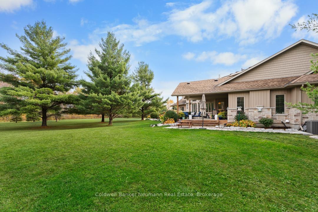 Photo 5 of 7632 Wellington 34 Road, Puslinch, Rural Puslinch East — HOMEH