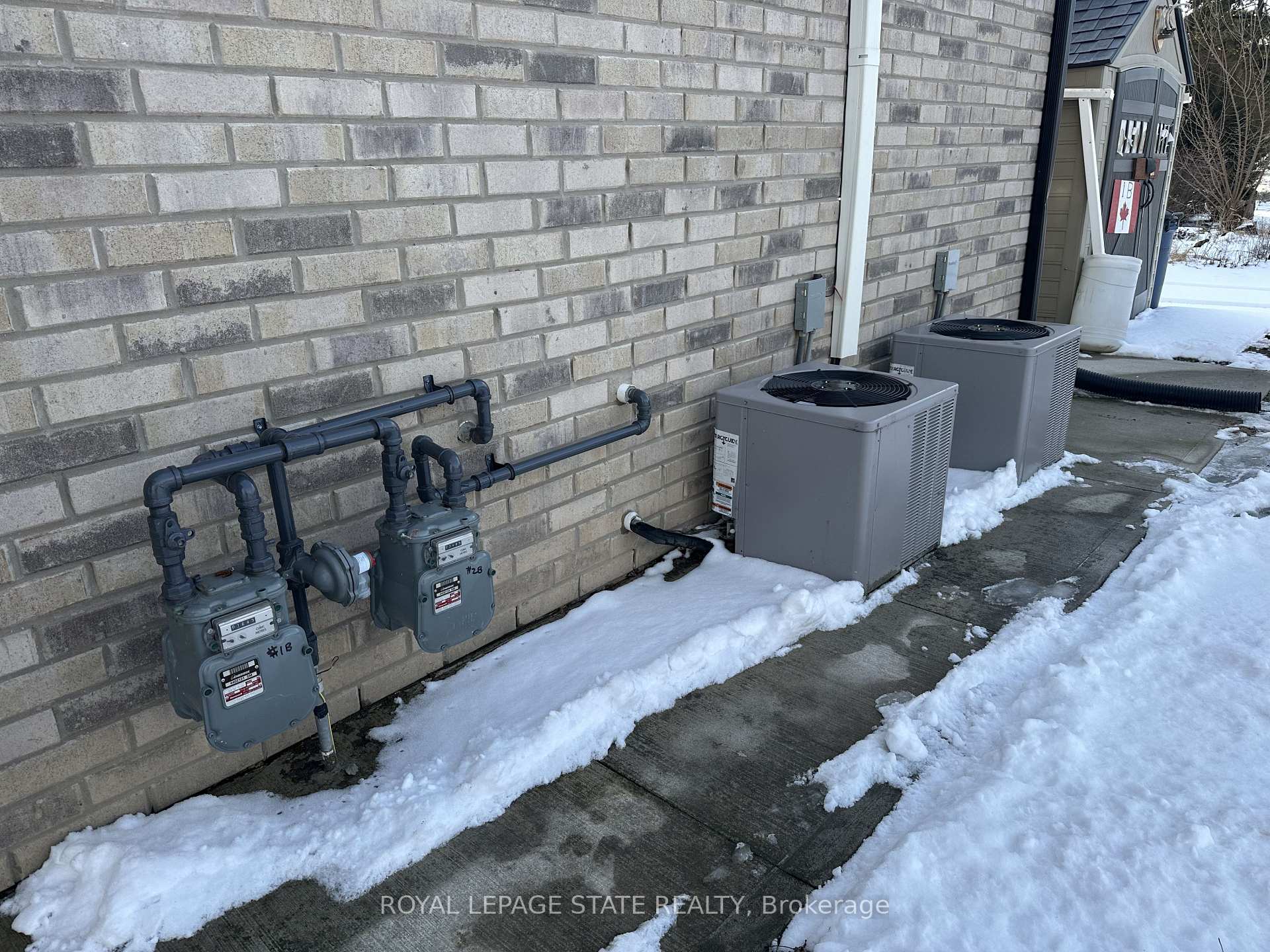 Photo 14 of 248 Port Colborne Drive, Port Colborne, Main Street — HOMEH