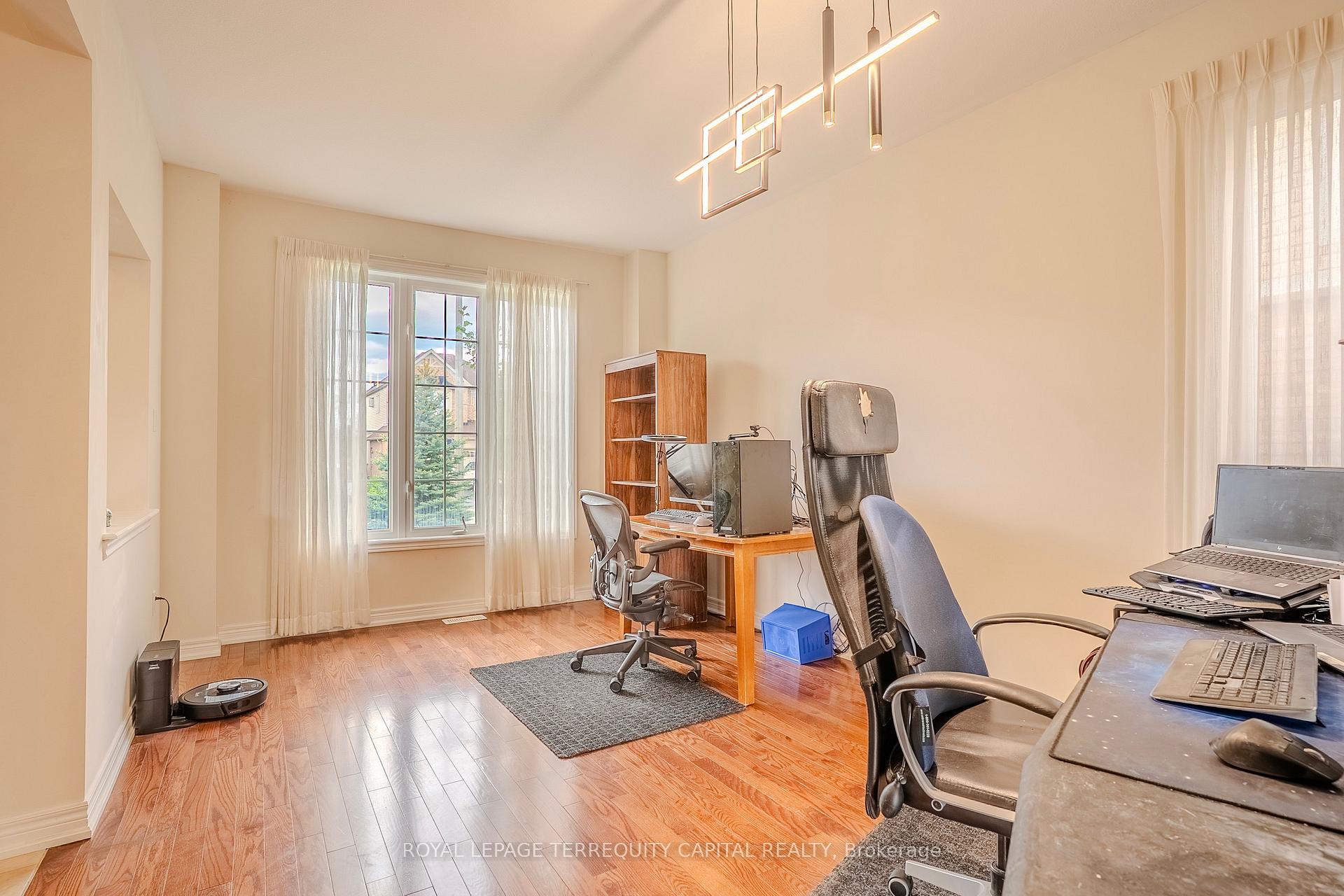 Photo 13 of 9072 Kudlac Street, Niagara Falls, Forestview — HOMEH