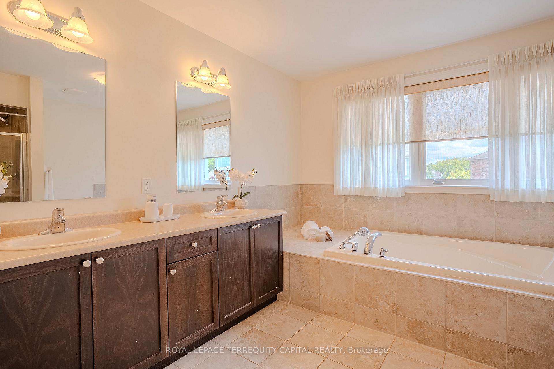 Photo 21 of 9072 Kudlac Street, Niagara Falls, Forestview — HOMEH