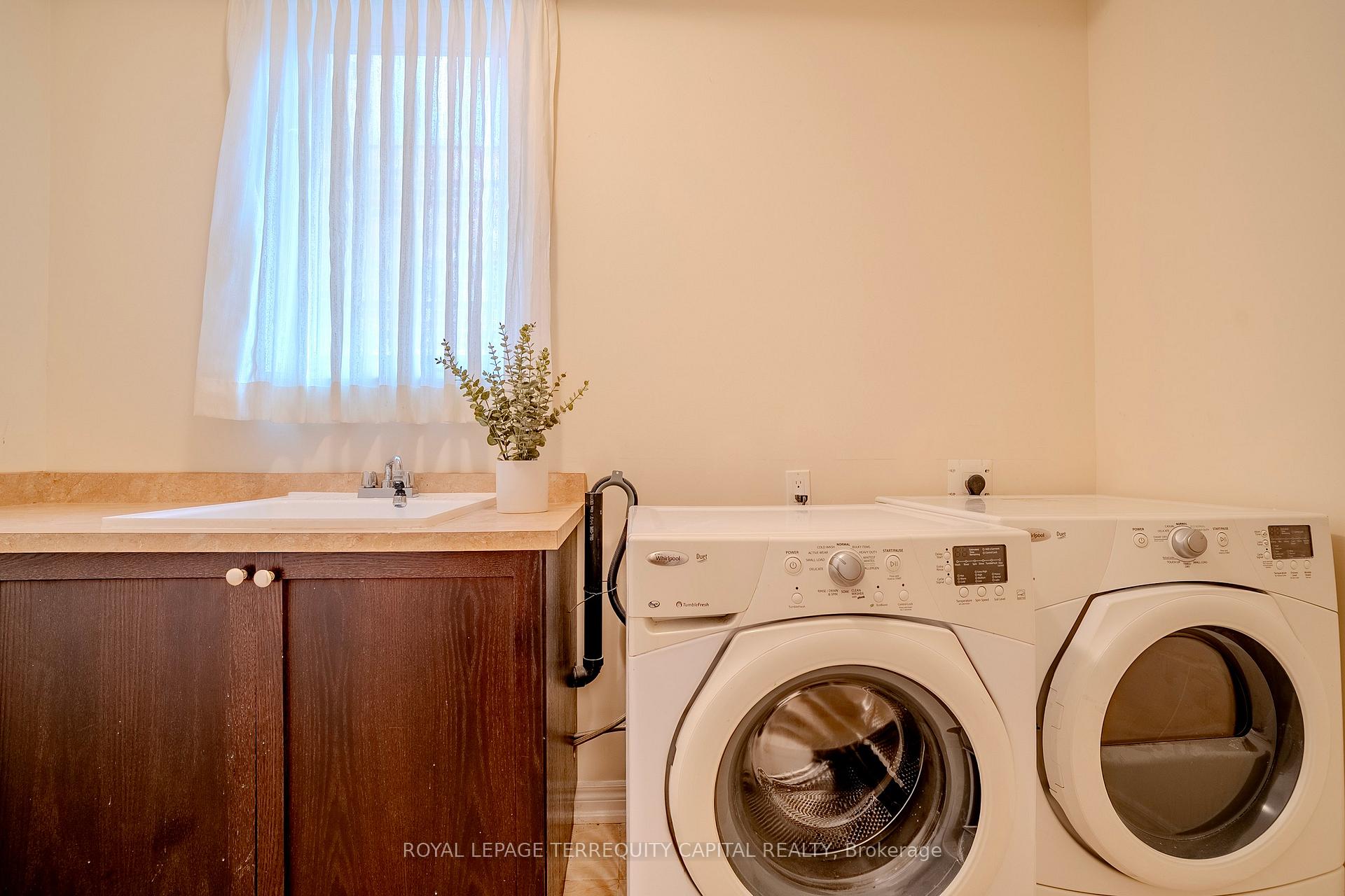 Photo 29 of 9072 Kudlac Street, Niagara Falls, Forestview — HOMEH