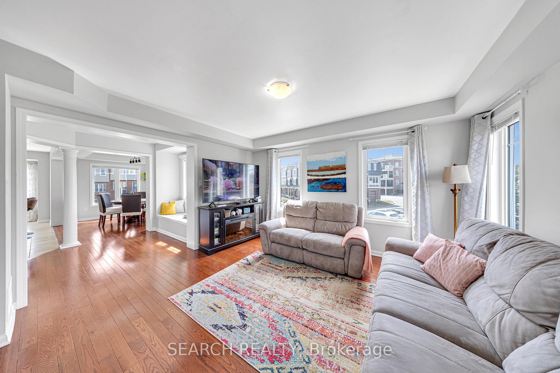 Photo 10 of 2400 Bronzedale Street, Pickering, Duffin Heights — HOMEH