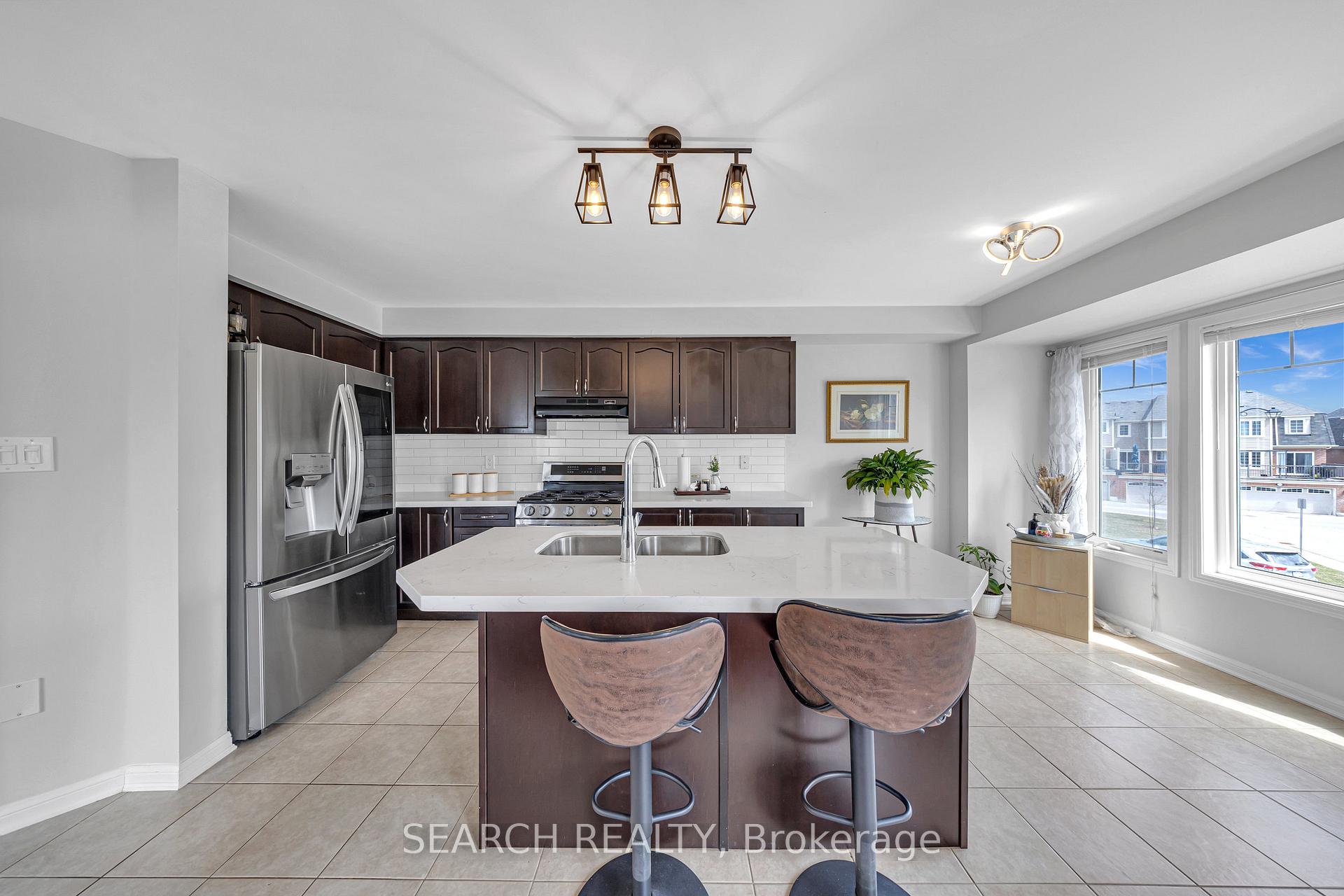 Photo 19 of 2400 Bronzedale Street, Pickering, Duffin Heights — HOMEH