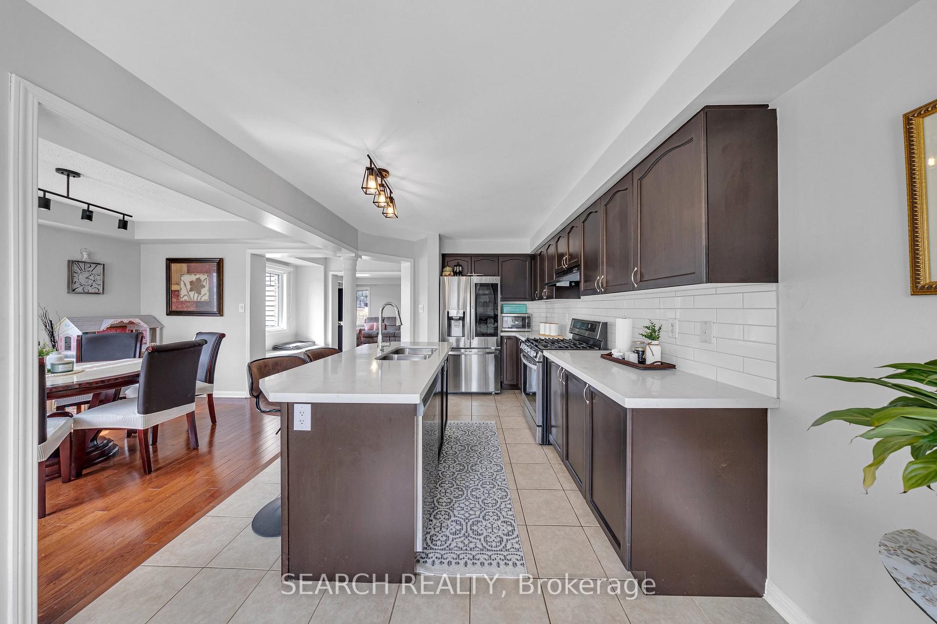 Photo 21 of 2400 Bronzedale Street, Pickering, Duffin Heights — HOMEH