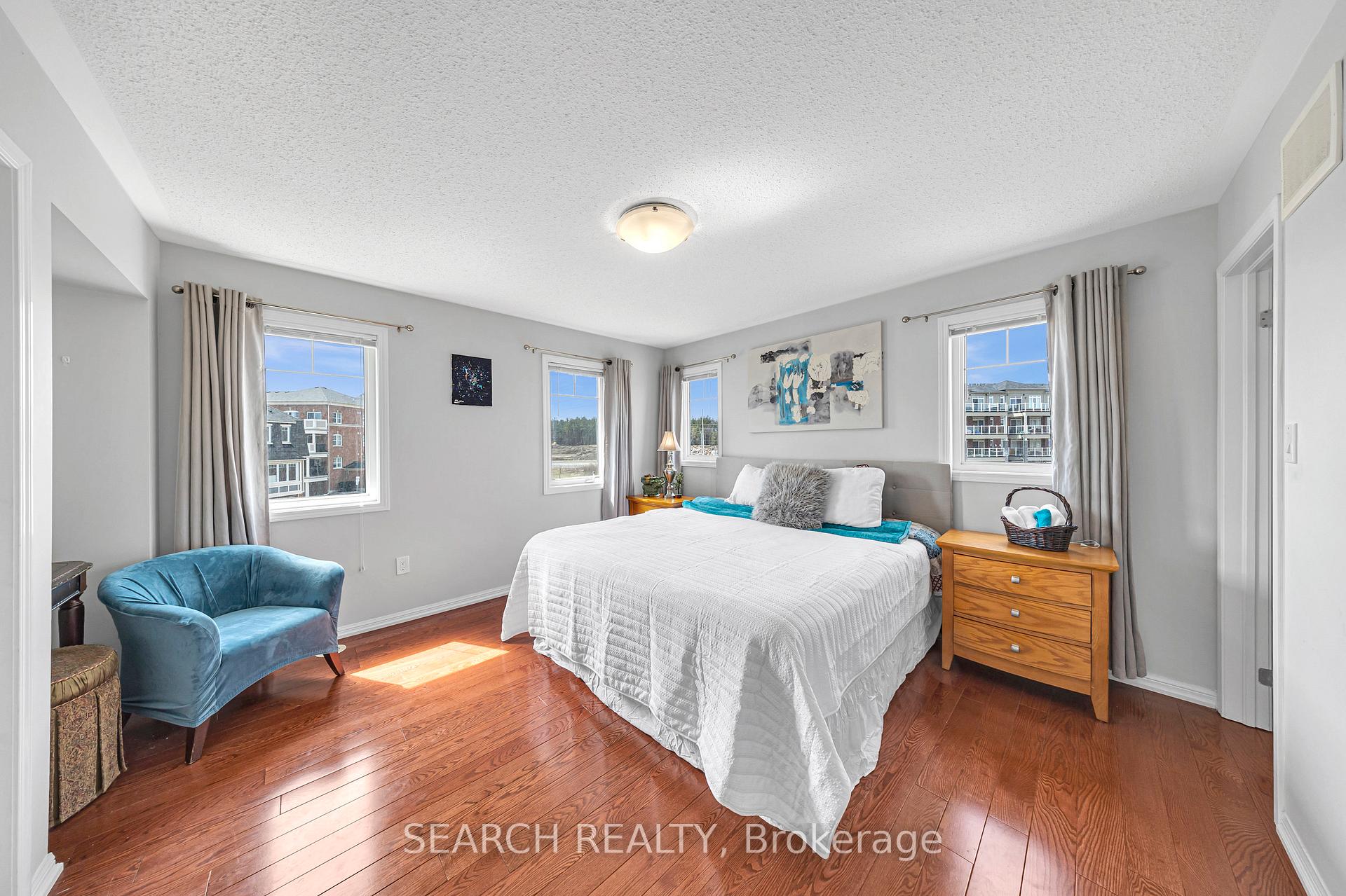 Photo 24 of 2400 Bronzedale Street, Pickering, Duffin Heights — HOMEH
