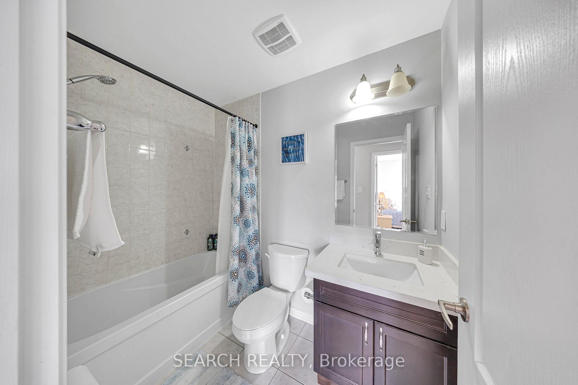 Photo 33 of 2400 Bronzedale Street, Pickering, Duffin Heights — HOMEH