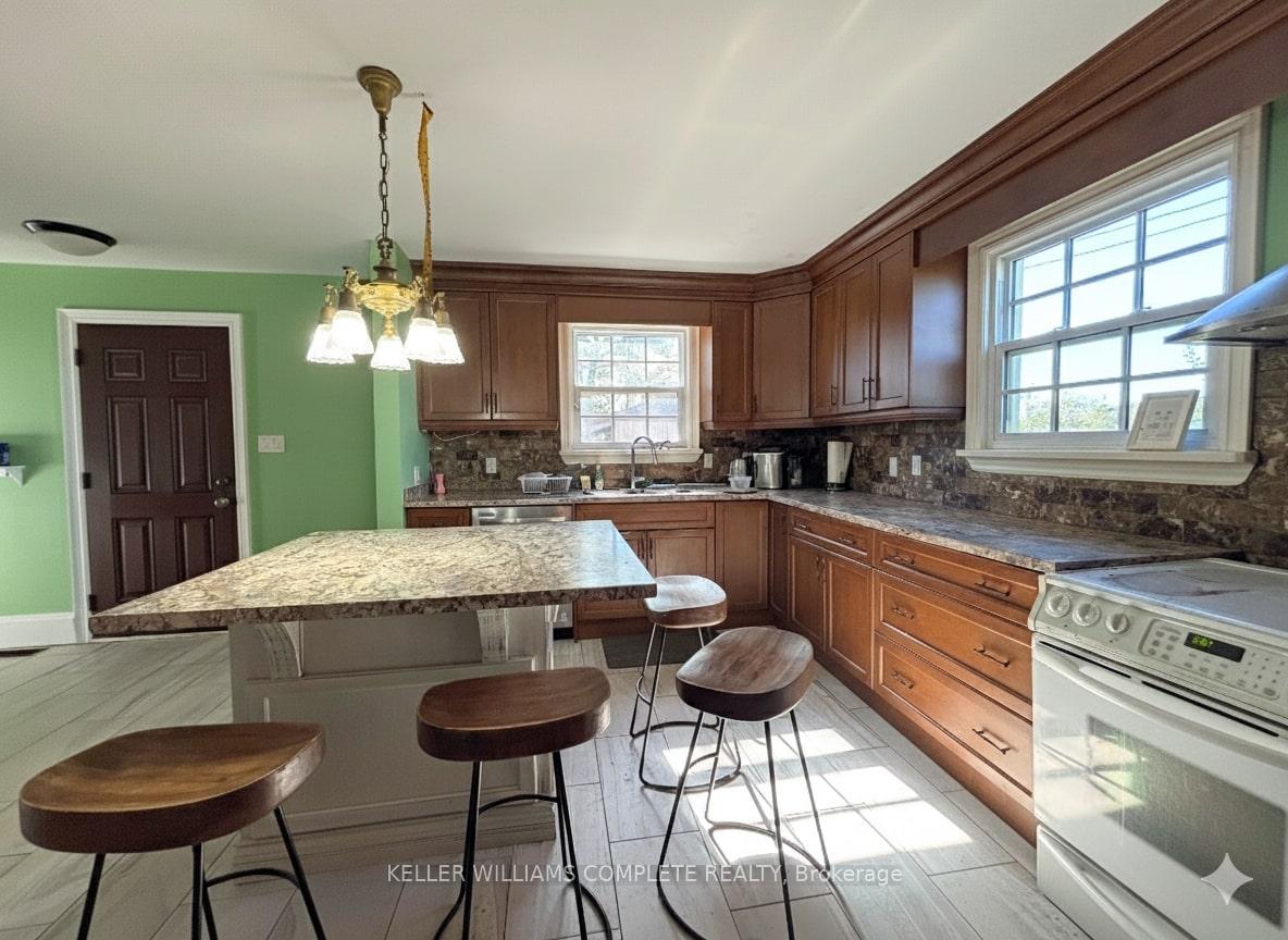 Photo 11 of 6899 Forestell Road, Puslinch, Rural Puslinch West — HOMEH