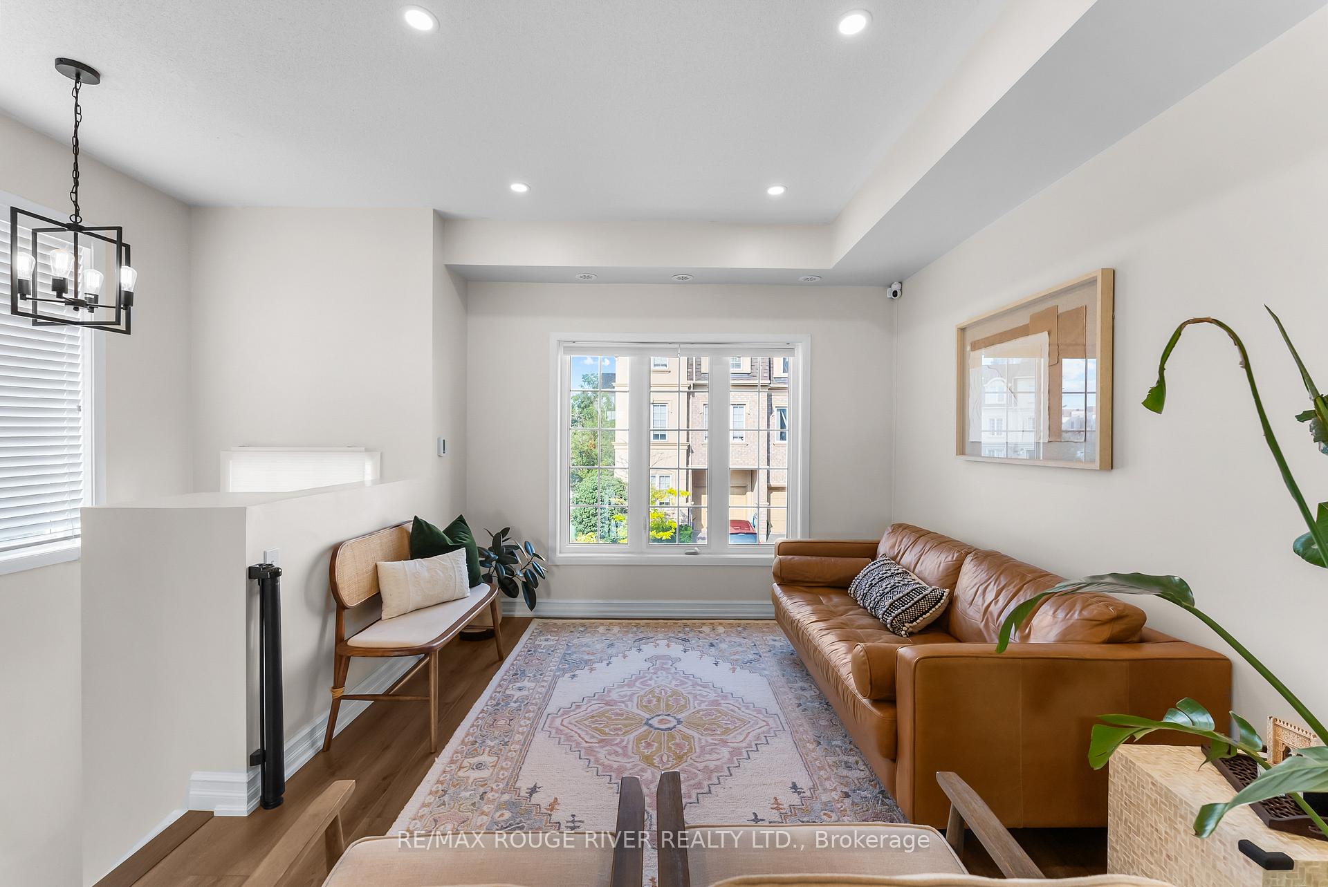 Photo 3 of Unit 1, 1250 St Martins Drive, Pickering, Bay Ridges — HOMEH