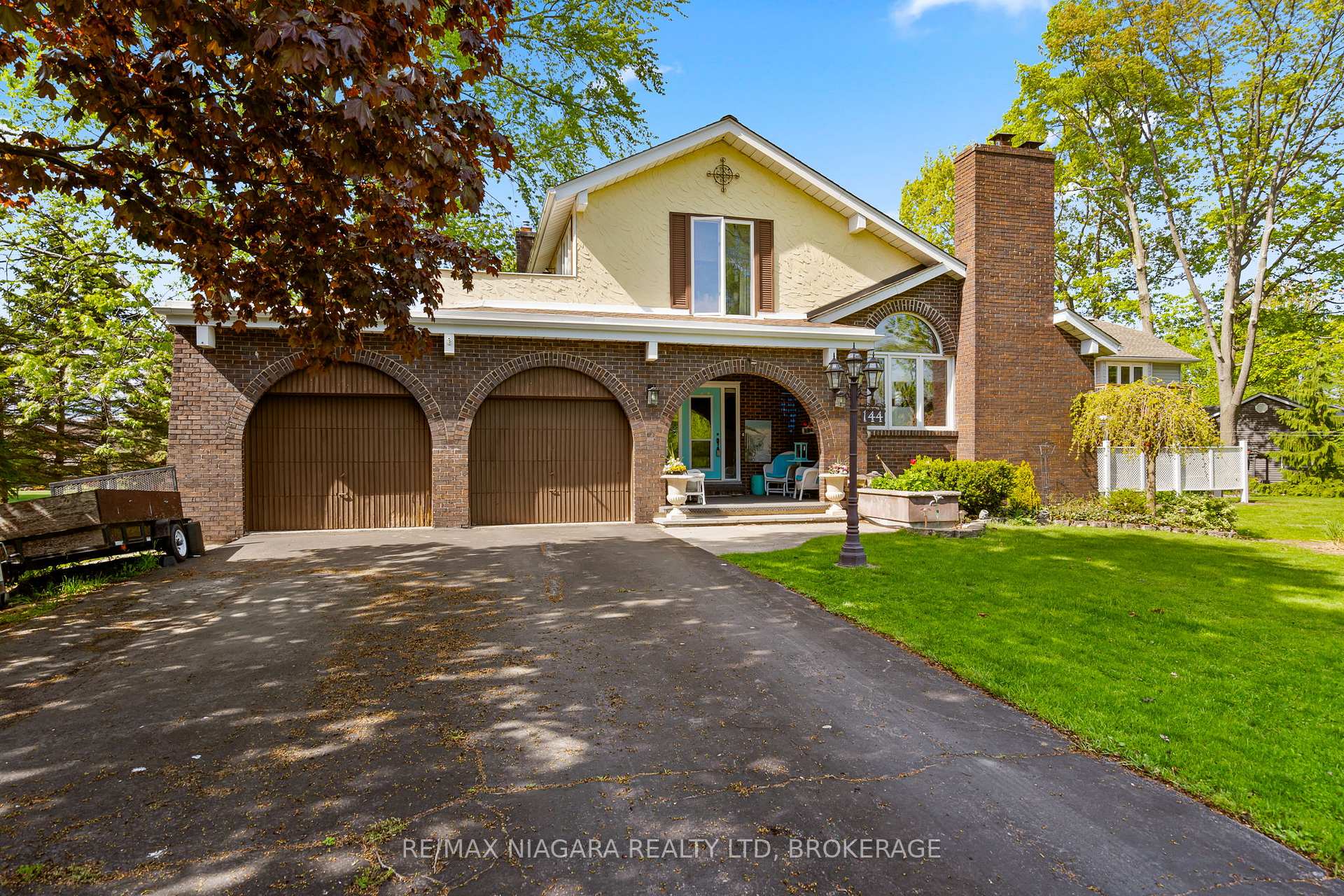 Photo 1 of 144 Tennessee Avenue, Port Colborne, Sugarloaf — HOMEH