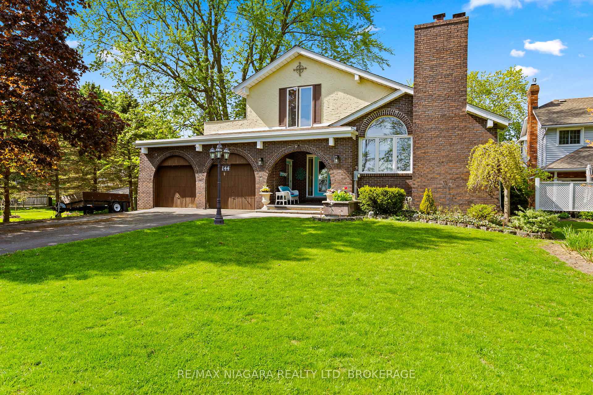 Photo 4 of 144 Tennessee Avenue, Port Colborne, Sugarloaf — HOMEH