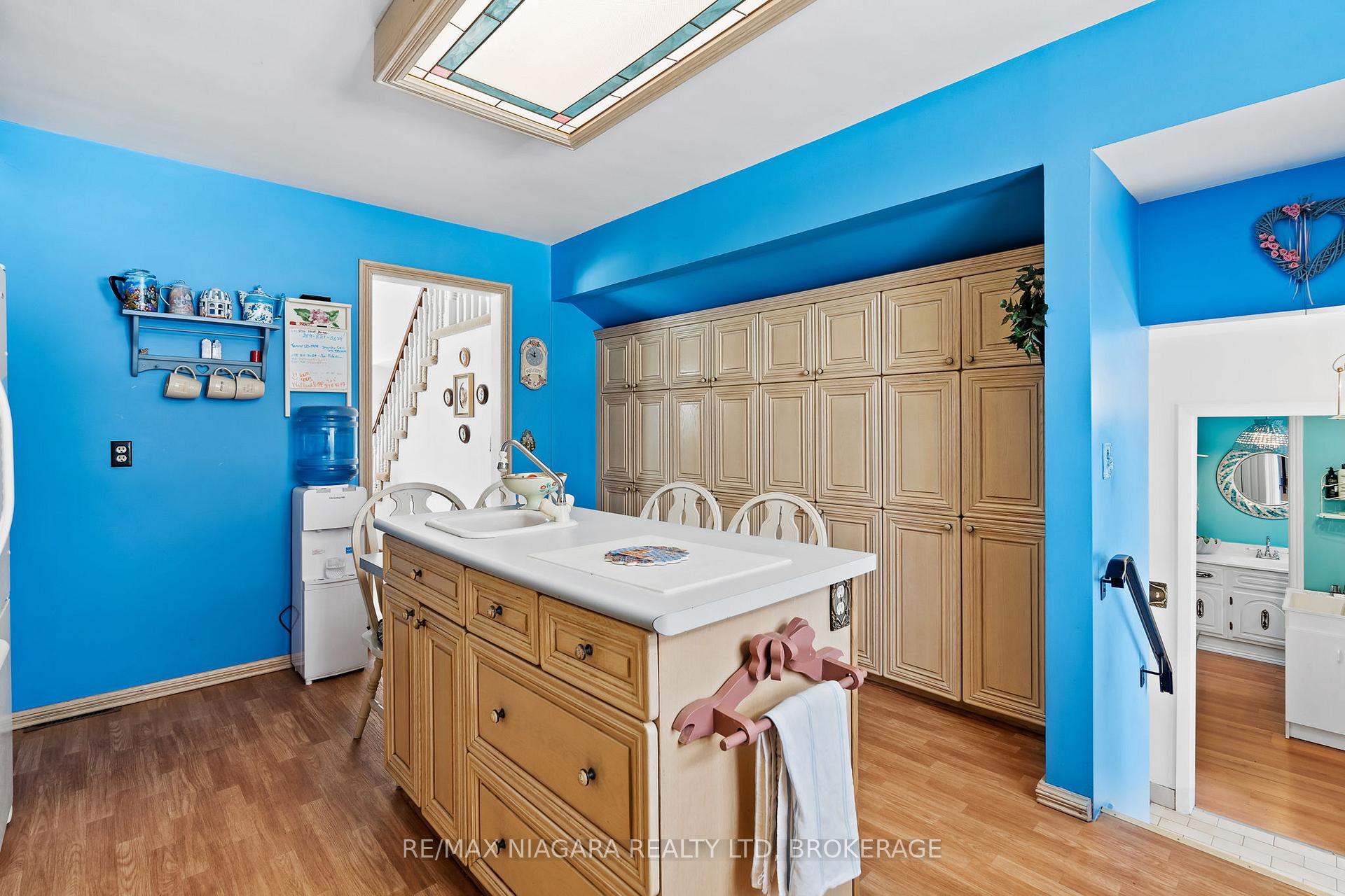 Photo 14 of 144 Tennessee Avenue, Port Colborne, Sugarloaf — HOMEH
