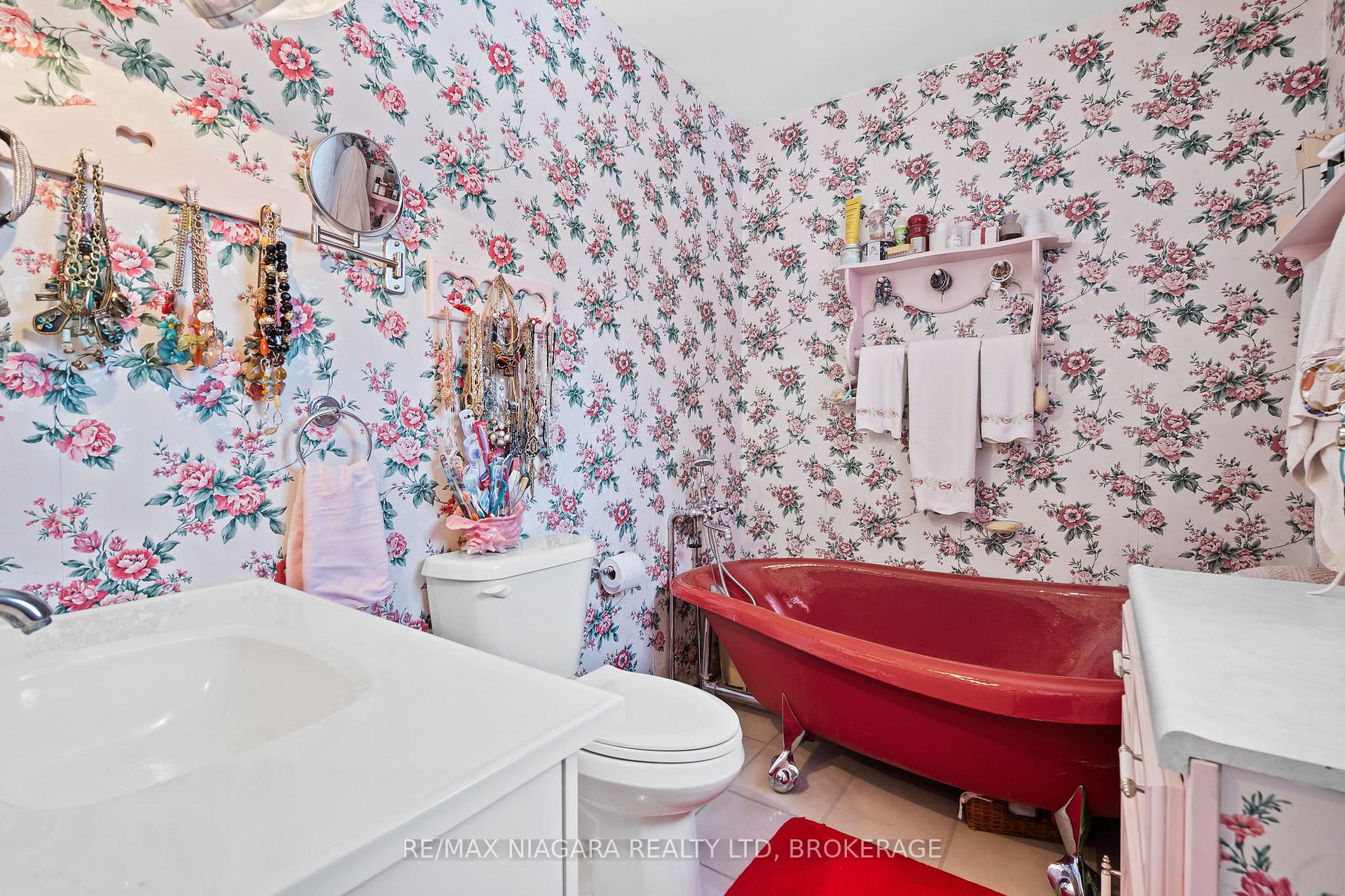 Photo 21 of 144 Tennessee Avenue, Port Colborne, Sugarloaf — HOMEH