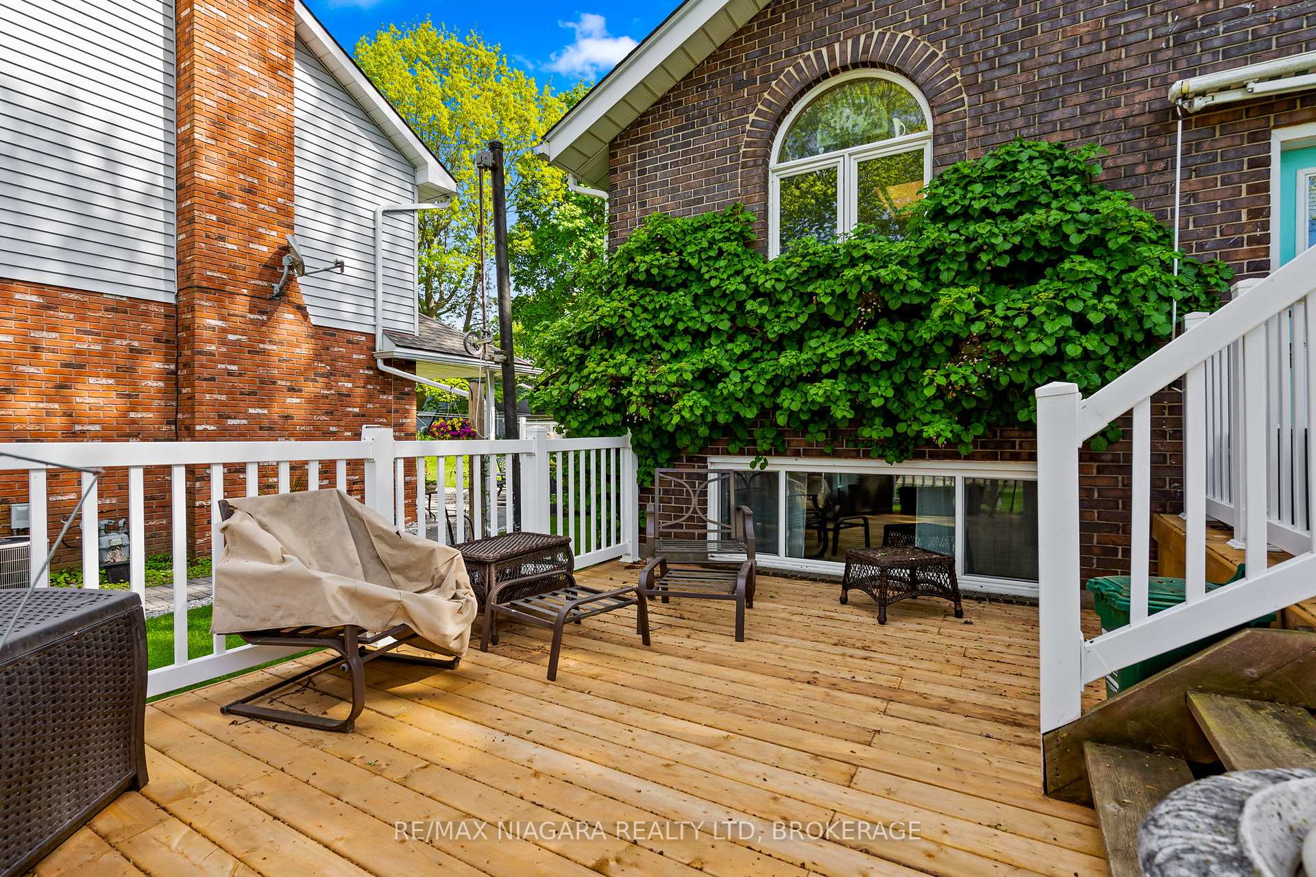 Photo 34 of 144 Tennessee Avenue, Port Colborne, Sugarloaf — HOMEH