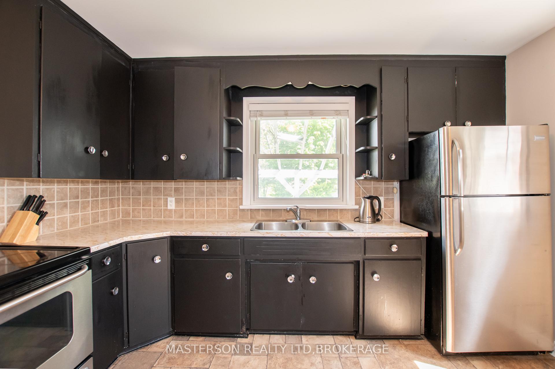 Photo 13 of 6313 Corwin Crescent, Niagara Falls, Dorchester — HOMEH