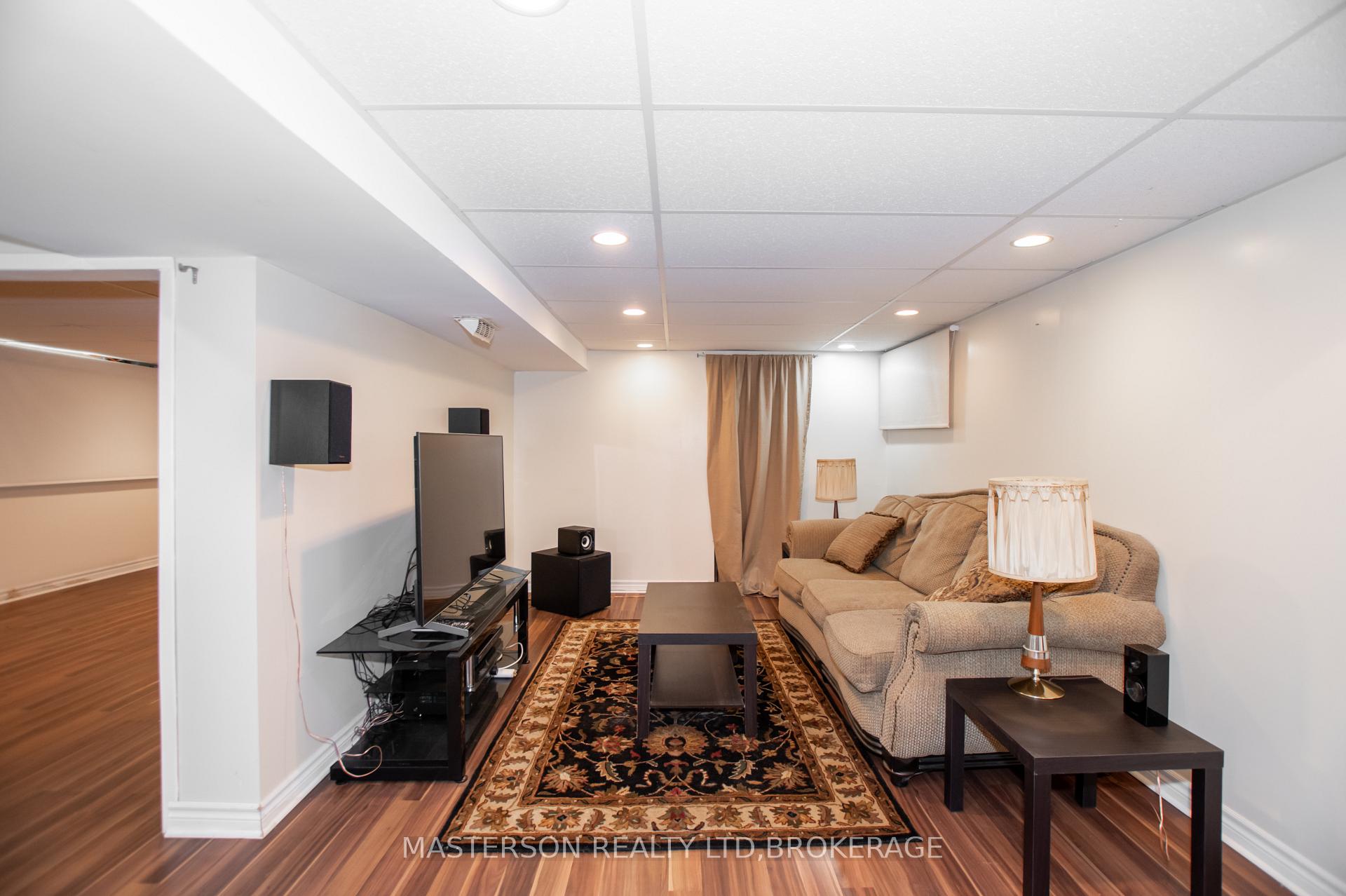 Photo 15 of 6313 Corwin Crescent, Niagara Falls, Dorchester — HOMEH