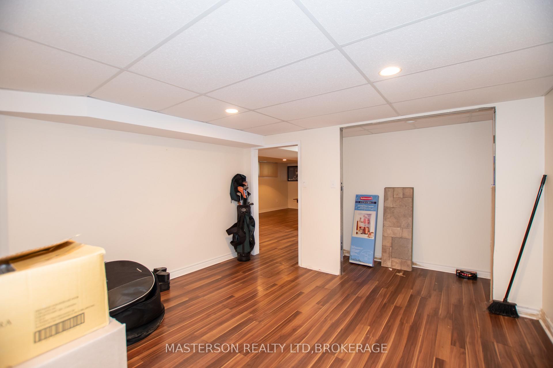 Photo 16 of 6313 Corwin Crescent, Niagara Falls, Dorchester — HOMEH