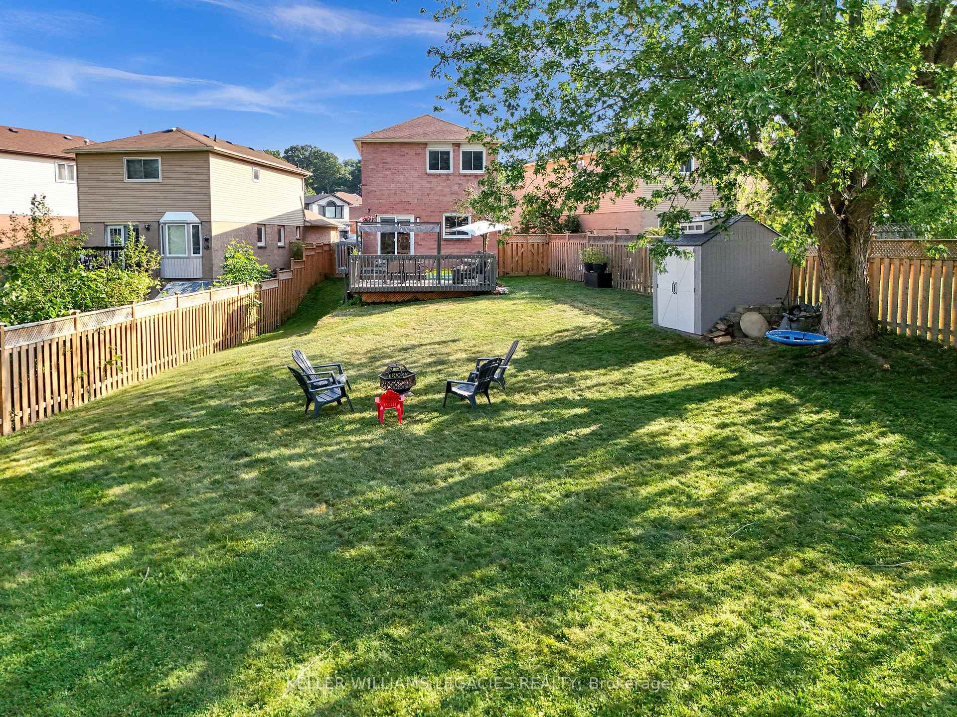 Photo 3 of 1618 Tawnberry Street, Pickering, Brock Ridge — HOMEH