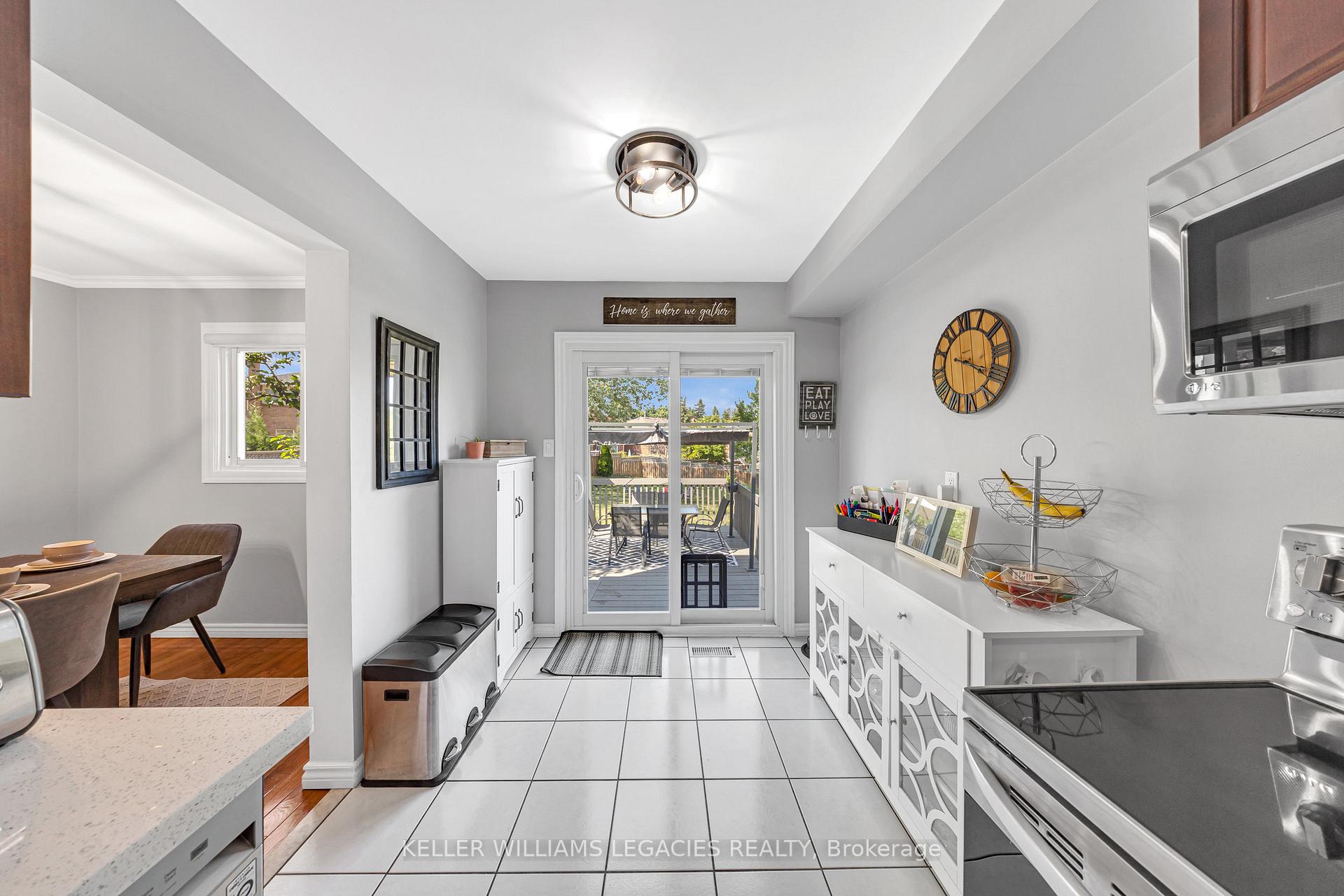 Photo 15 of 1618 Tawnberry Street, Pickering, Brock Ridge — HOMEH