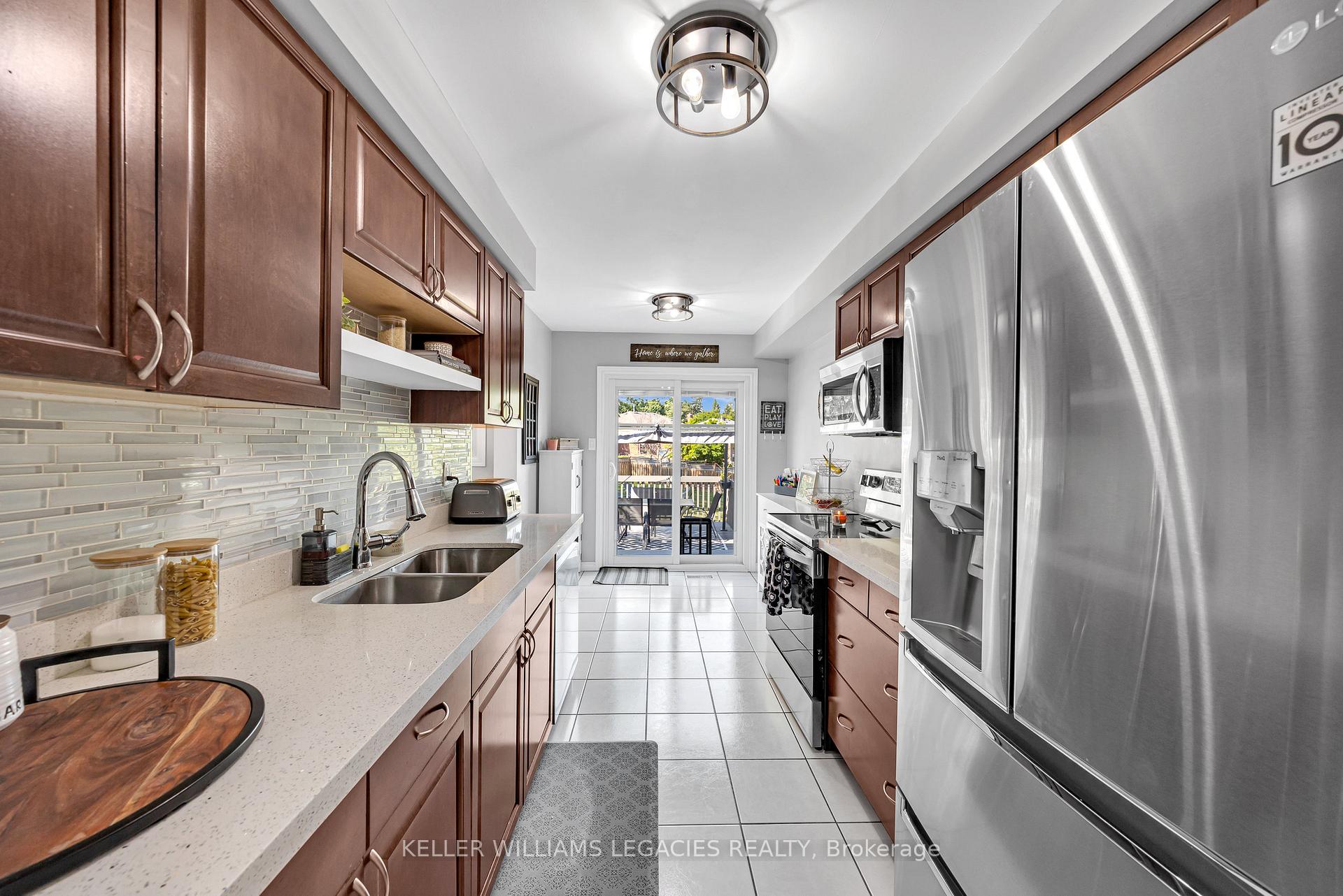 Photo 21 of 1618 Tawnberry Street, Pickering, Brock Ridge — HOMEH