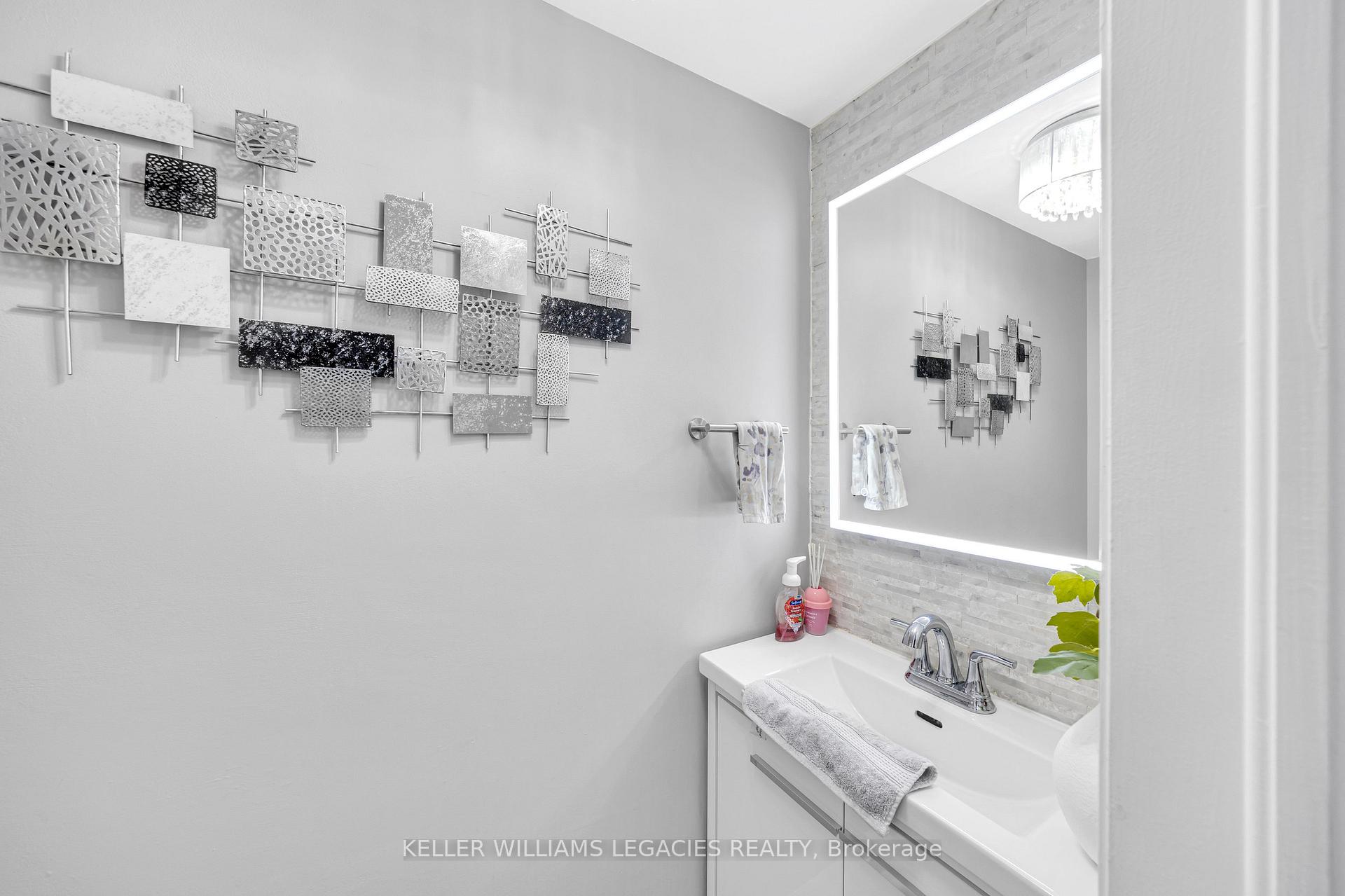 Photo 24 of 1618 Tawnberry Street, Pickering, Brock Ridge — HOMEH