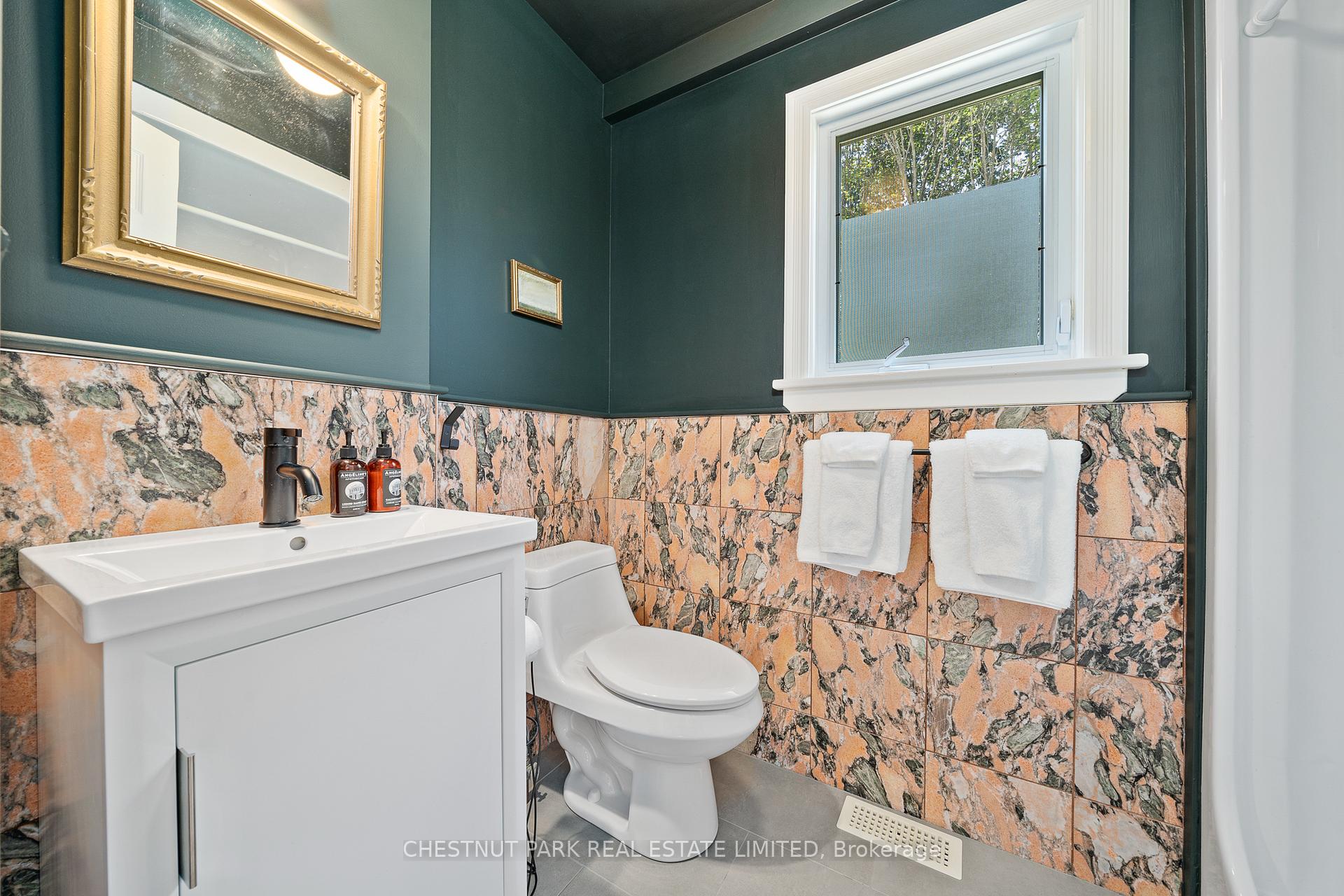 Photo 8 of Unit Loft, 28 Centre Street, Prince Edward County, Picton Ward — HOMEH
