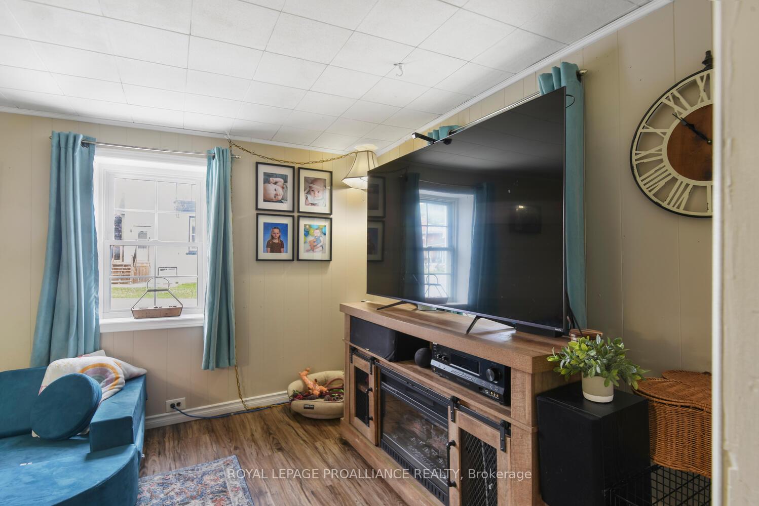 Photo 4 of 501 Dibble Street W, Prescott — HOMEH