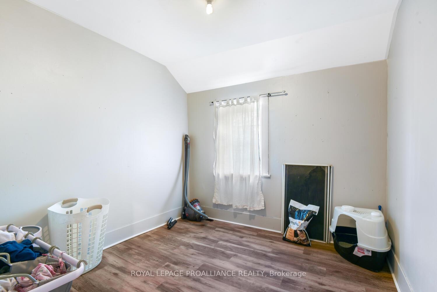 Photo 17 of 501 Dibble Street W, Prescott — HOMEH