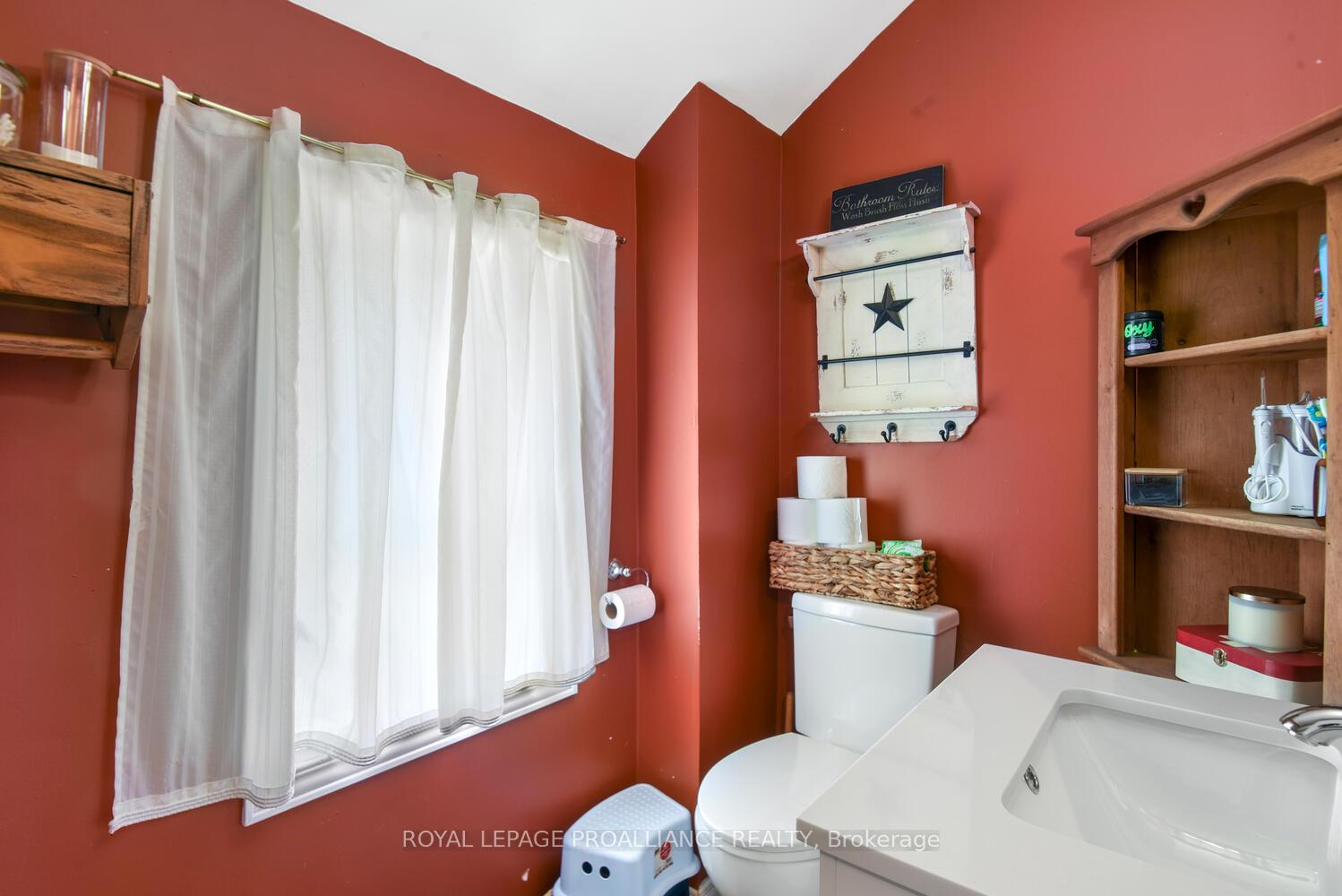 Photo 20 of 501 Dibble Street W, Prescott — HOMEH