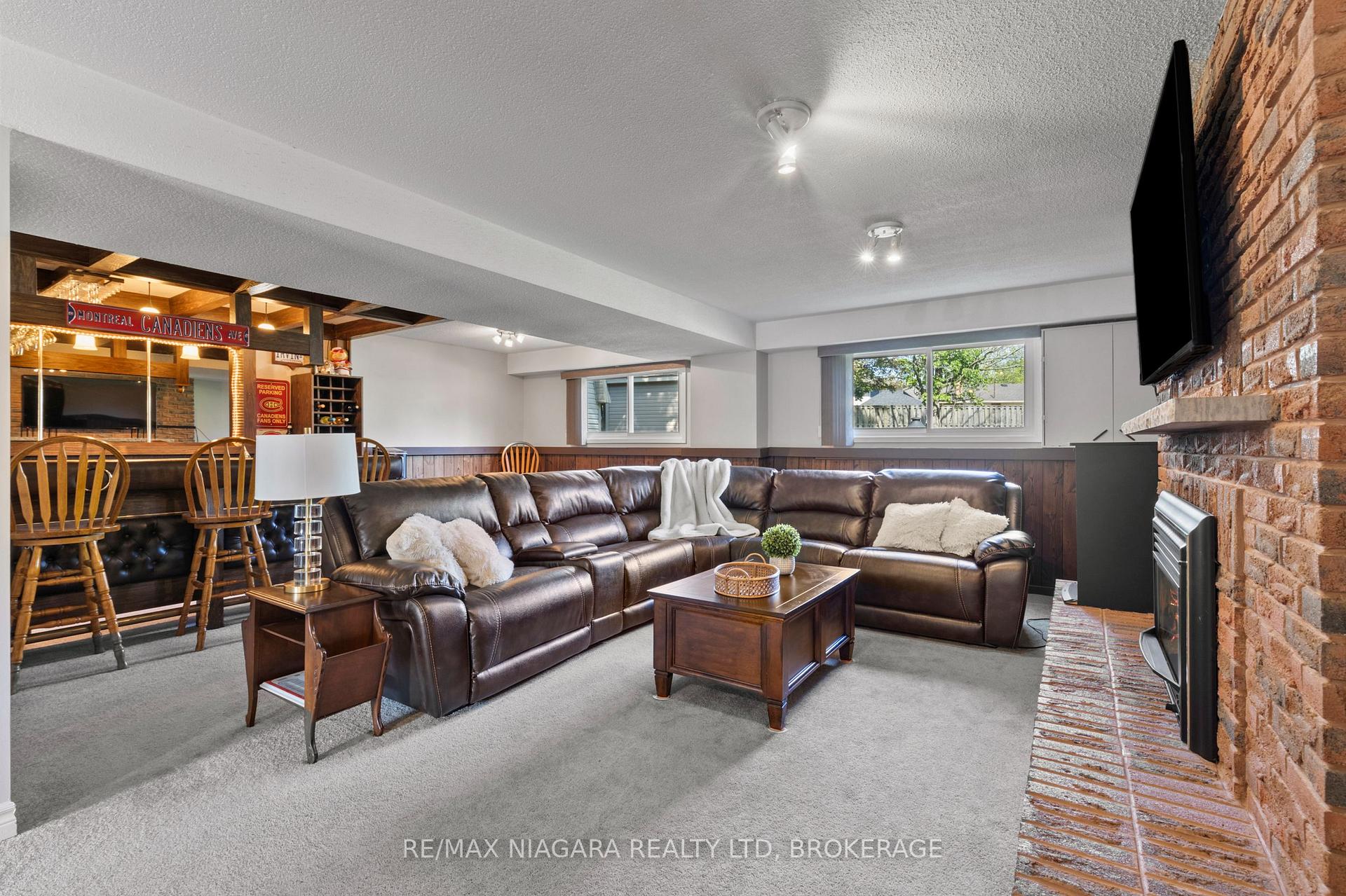 Photo 23 of 8410 Mundare Crescent, Niagara Falls, Chippawa — HOMEH