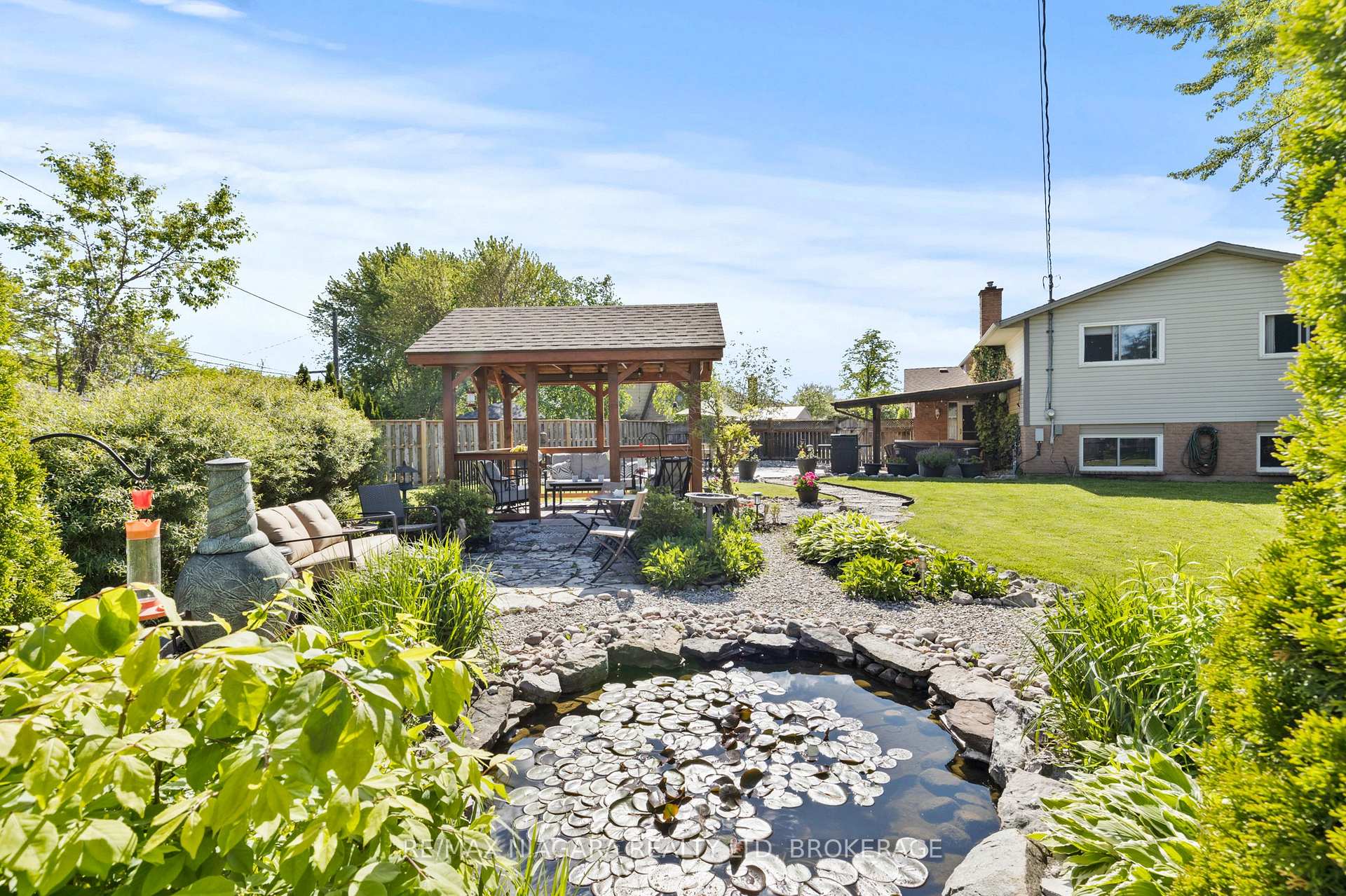 Photo 35 of 8410 Mundare Crescent, Niagara Falls, Chippawa — HOMEH