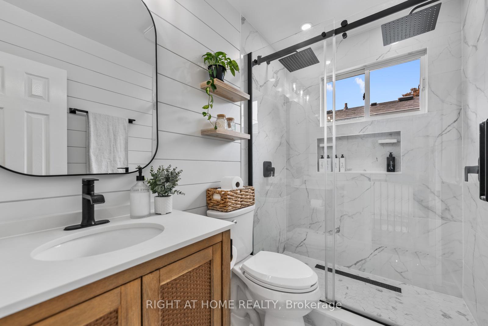 Photo 13 of 820 Zator Avenue, Pickering, Bay Ridges — HOMEH