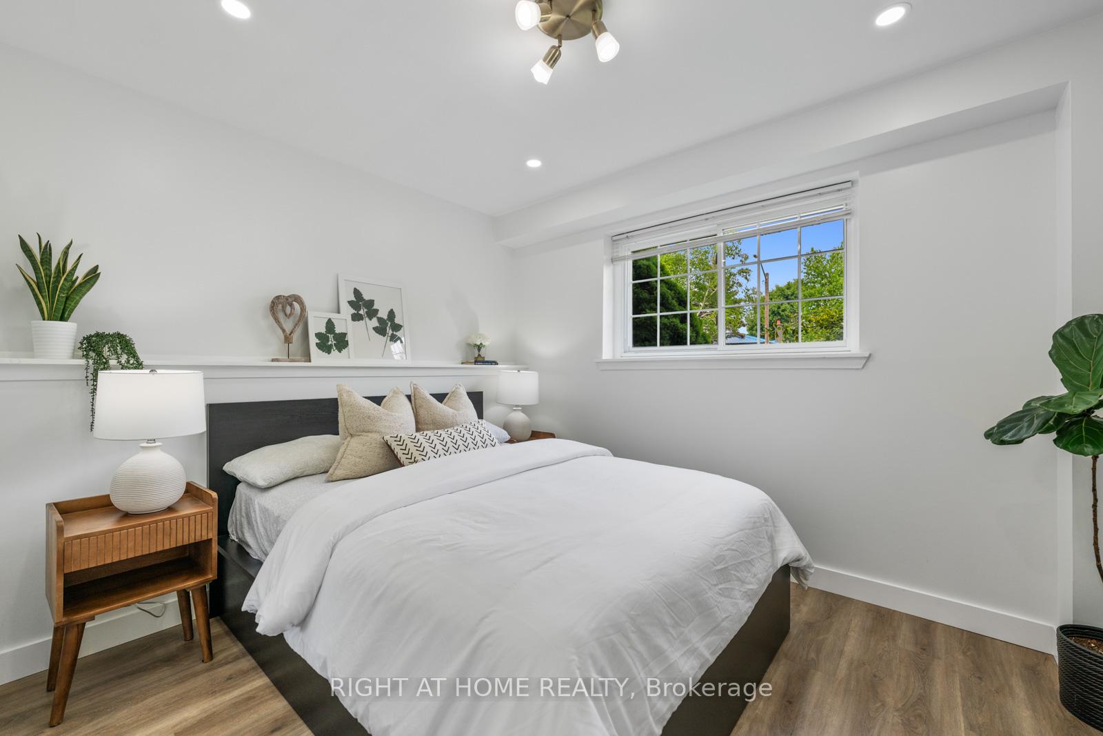 Photo 16 of 820 Zator Avenue, Pickering, Bay Ridges — HOMEH