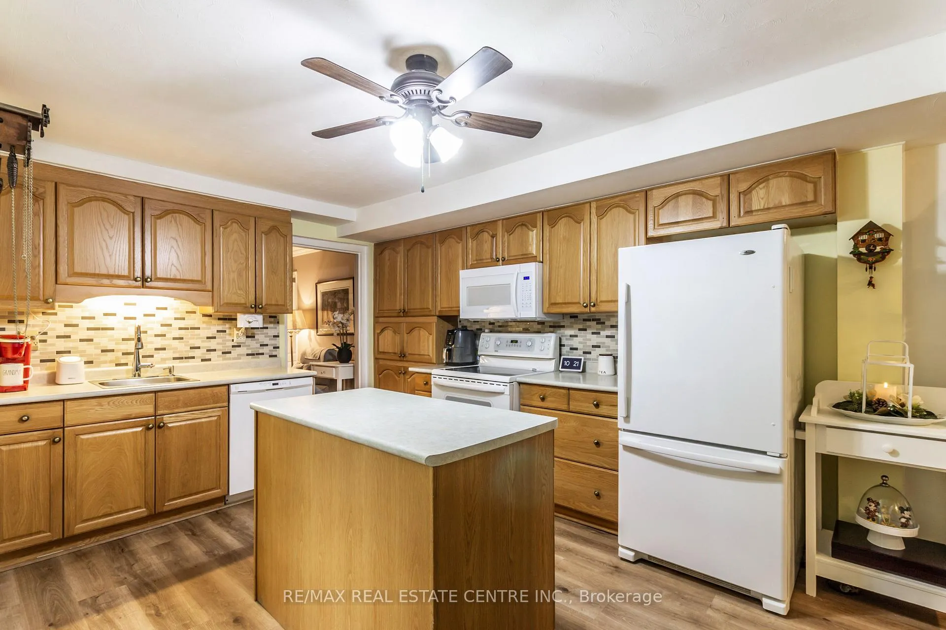 Photo 34 of 6607 Ellis Road, Puslinch, Puslinch Lake Settlement Areas — HOMEH