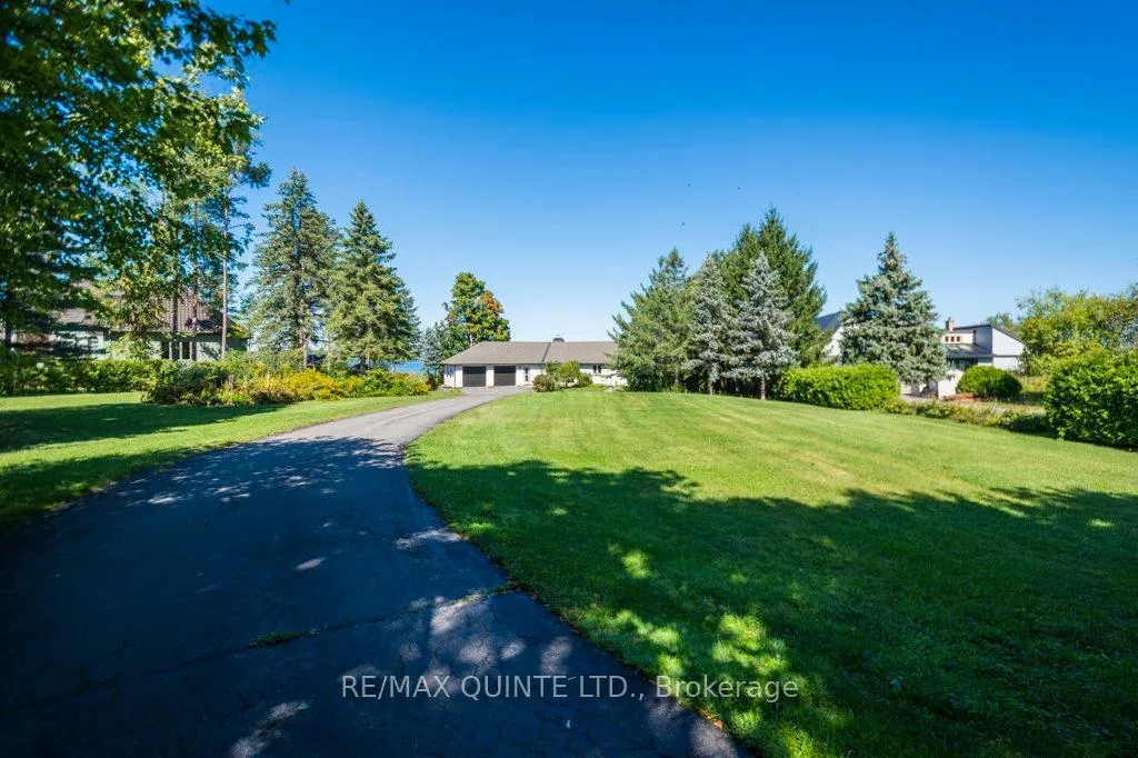 Photo 3 of 1190 County 3 Road, Prince Edward County, Ameliasburg Ward — HOMEH