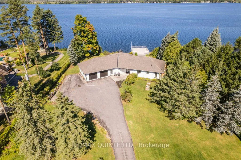 Photo 4 of 1190 County 3 Road, Prince Edward County, Ameliasburg Ward — HOMEH