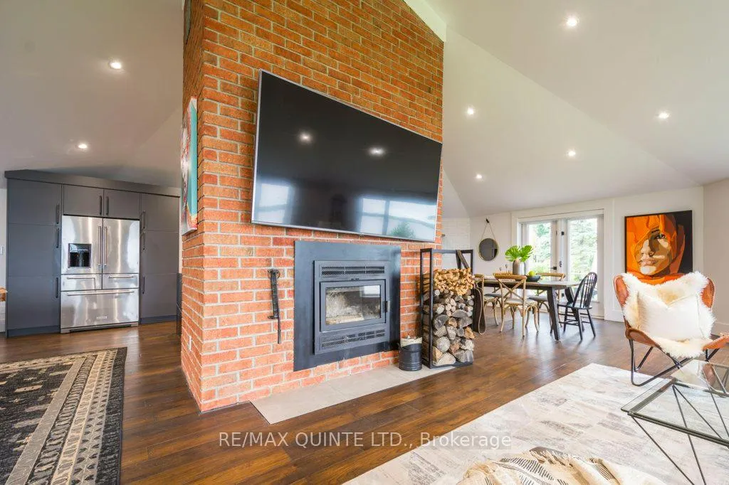 Photo 17 of 1190 County 3 Road, Prince Edward County, Ameliasburg Ward — HOMEH