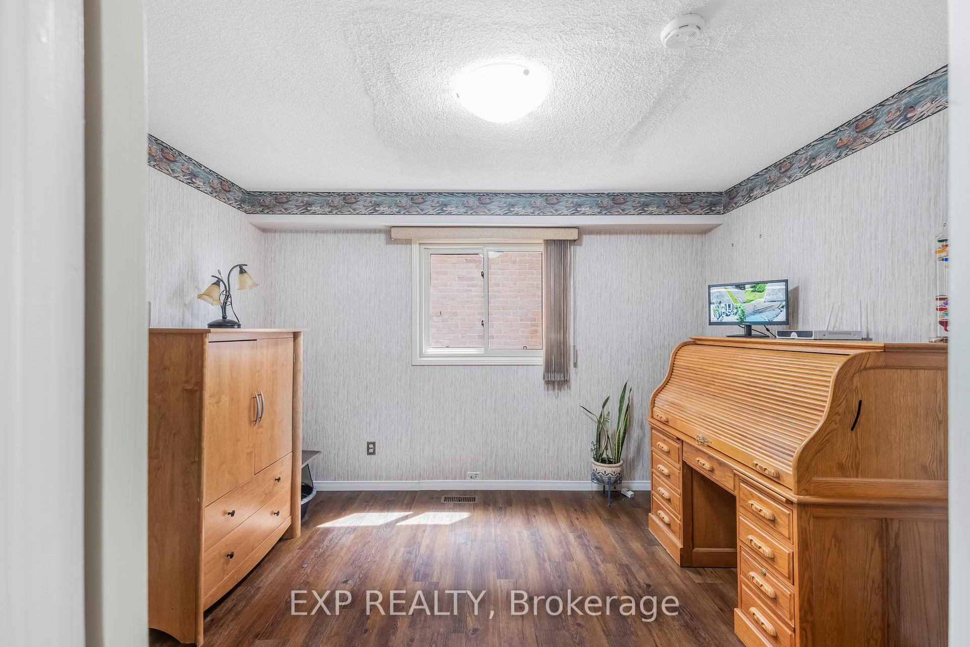 Photo 13 of 1064 Maury Crescent, Pickering, Liverpool — HOMEH