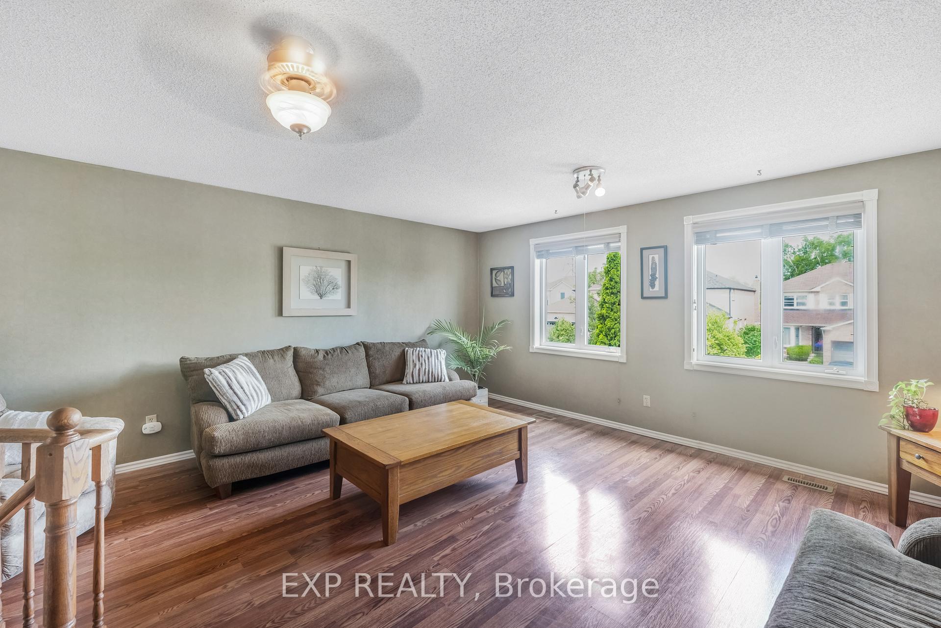 Photo 19 of 1064 Maury Crescent, Pickering, Liverpool — HOMEH