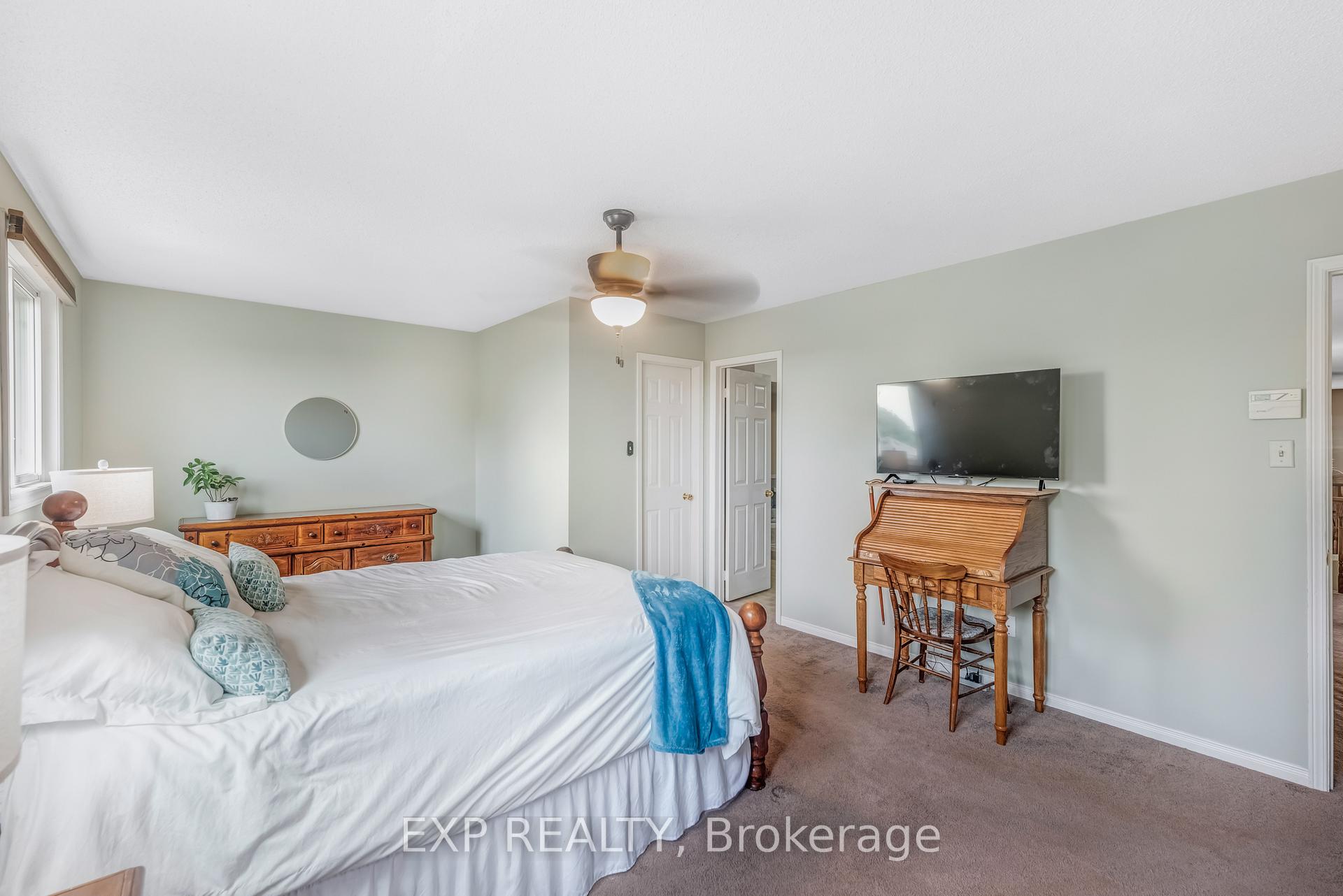 Photo 23 of 1064 Maury Crescent, Pickering, Liverpool — HOMEH